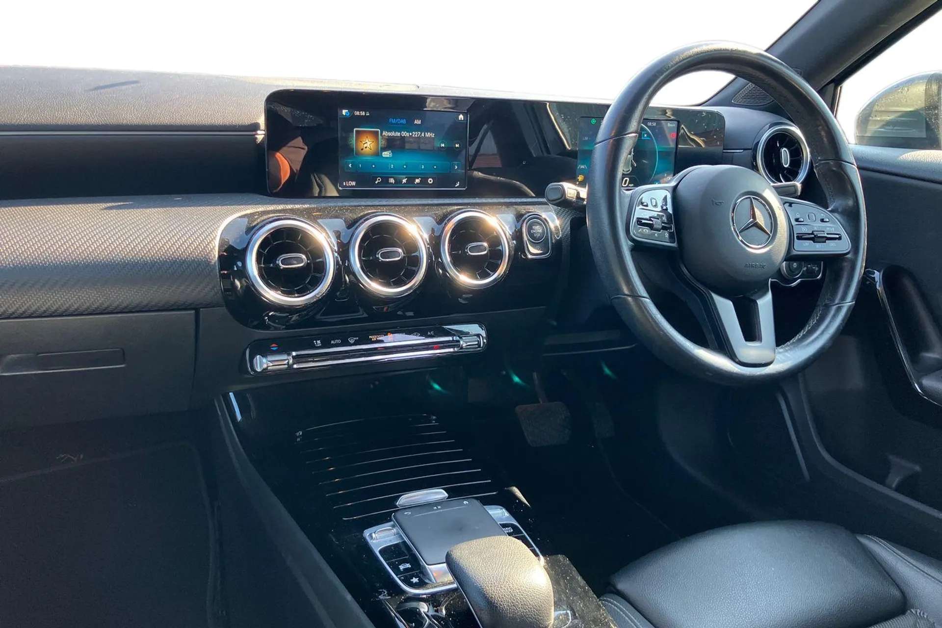 2020 MERCEDES-BENZ A CLASS 2020 MERCEDES-BENZ A CLASS