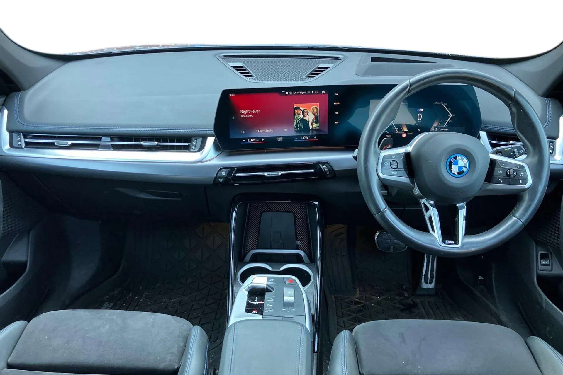 2023 BMW IX1 2023 BMW IX1