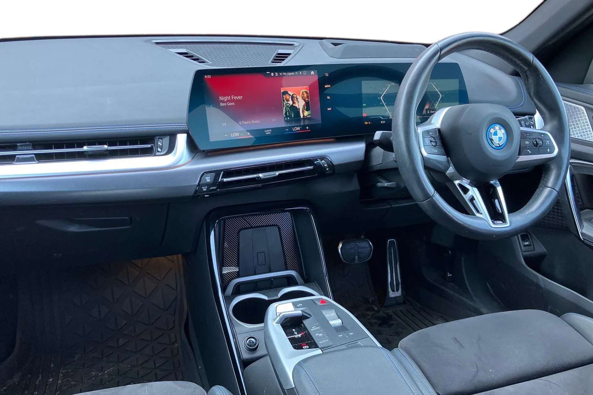 2023 BMW IX1 2023 BMW IX1