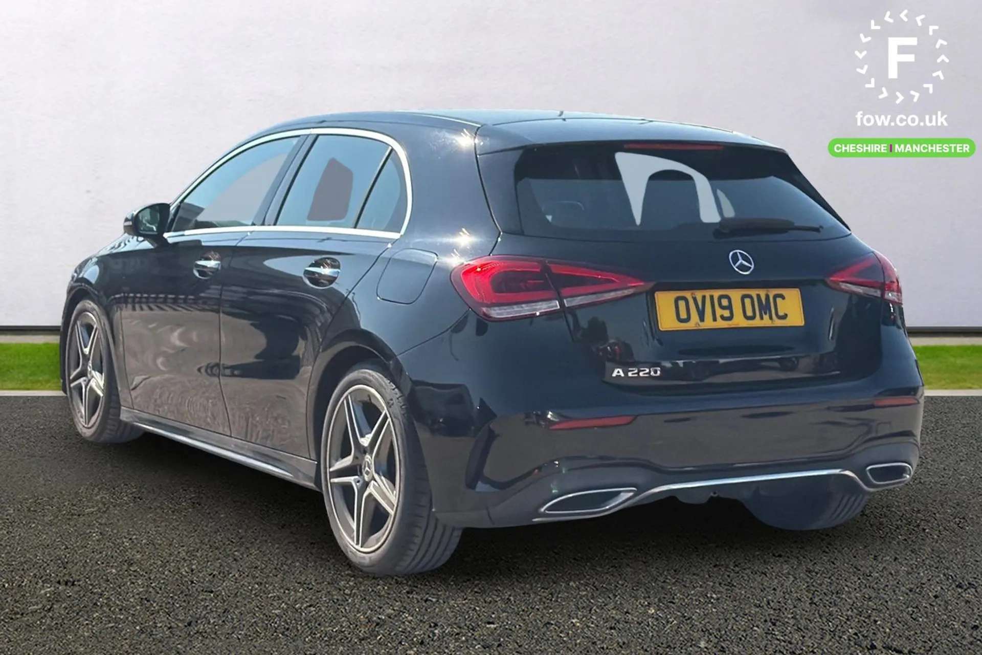 A 2019 MERCEDES-BENZ A CLASS A220 AMG Line Premium 5dr Auto [Active park assist with parktronic system including front and rear parking sensors, 10.25" media display, AMG front, r A 2019 MERCEDES-BENZ A CLASS A220 AMG Line Premium 5dr Auto [Active park assist with parktronic system including front and rear parking sensors, 10.25" media display, AMG front, r