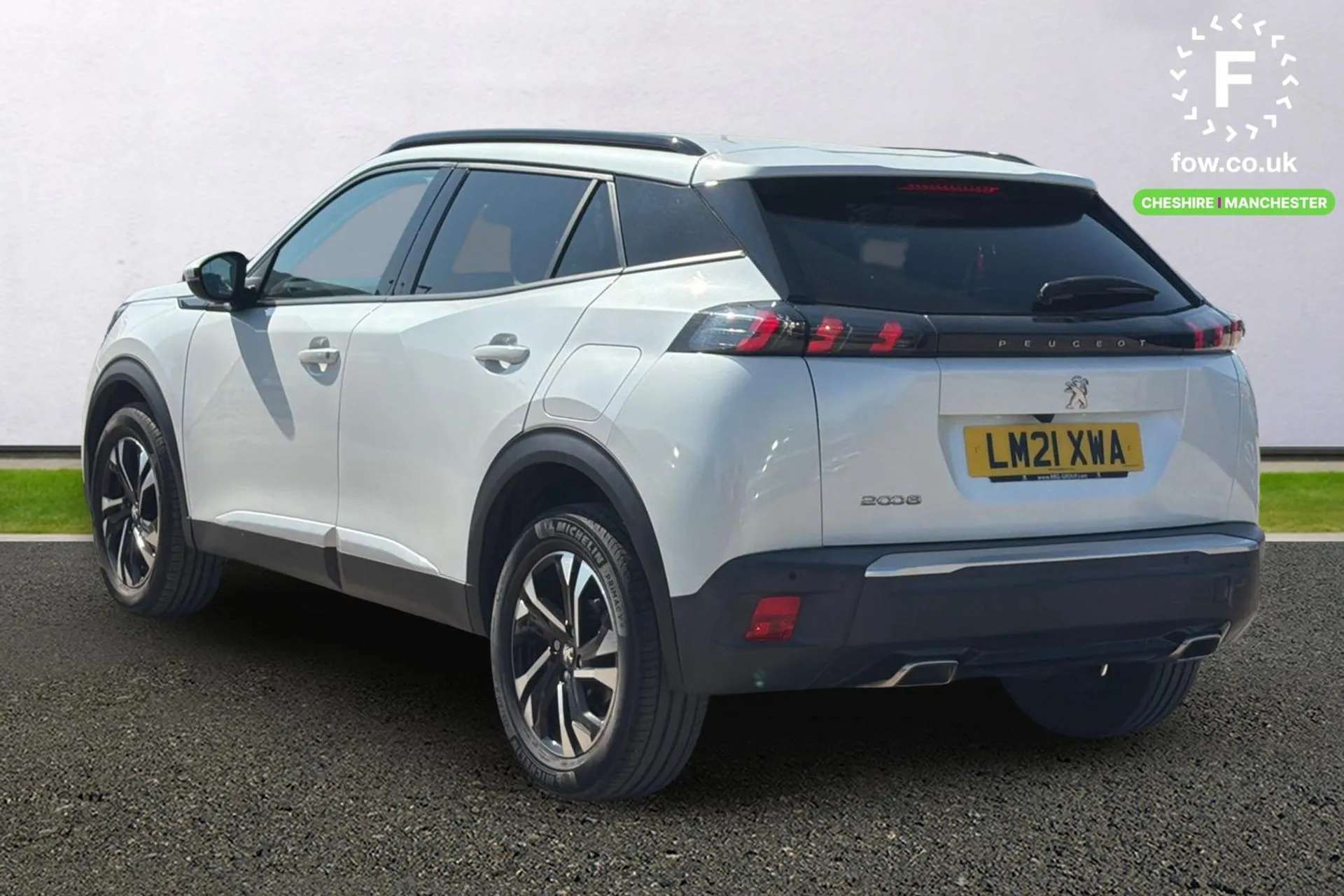 2021 PEUGEOT 2008 2021 PEUGEOT 2008
