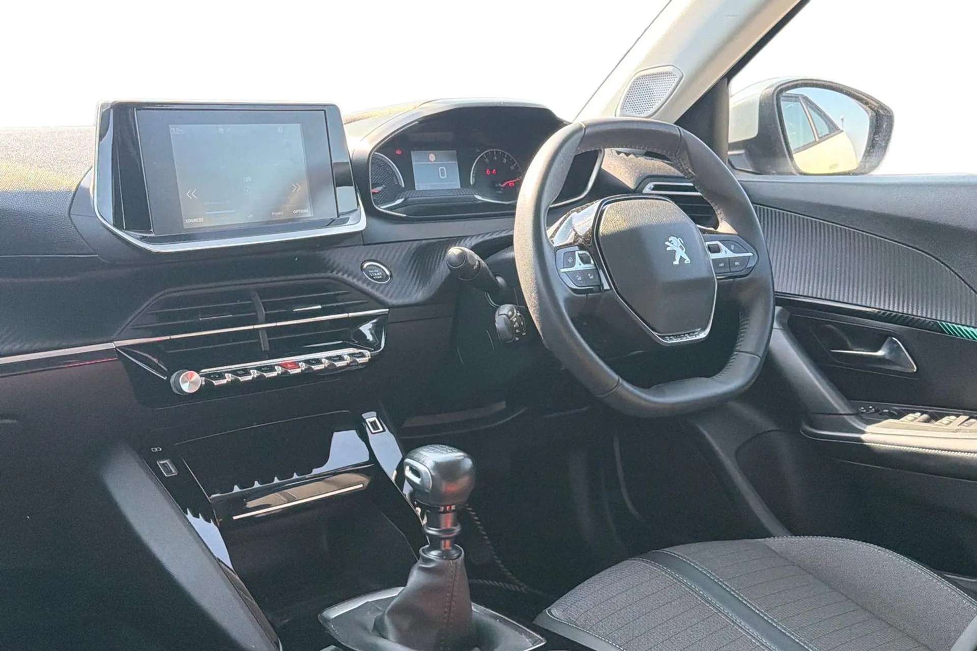 2021 PEUGEOT 2008 2021 PEUGEOT 2008