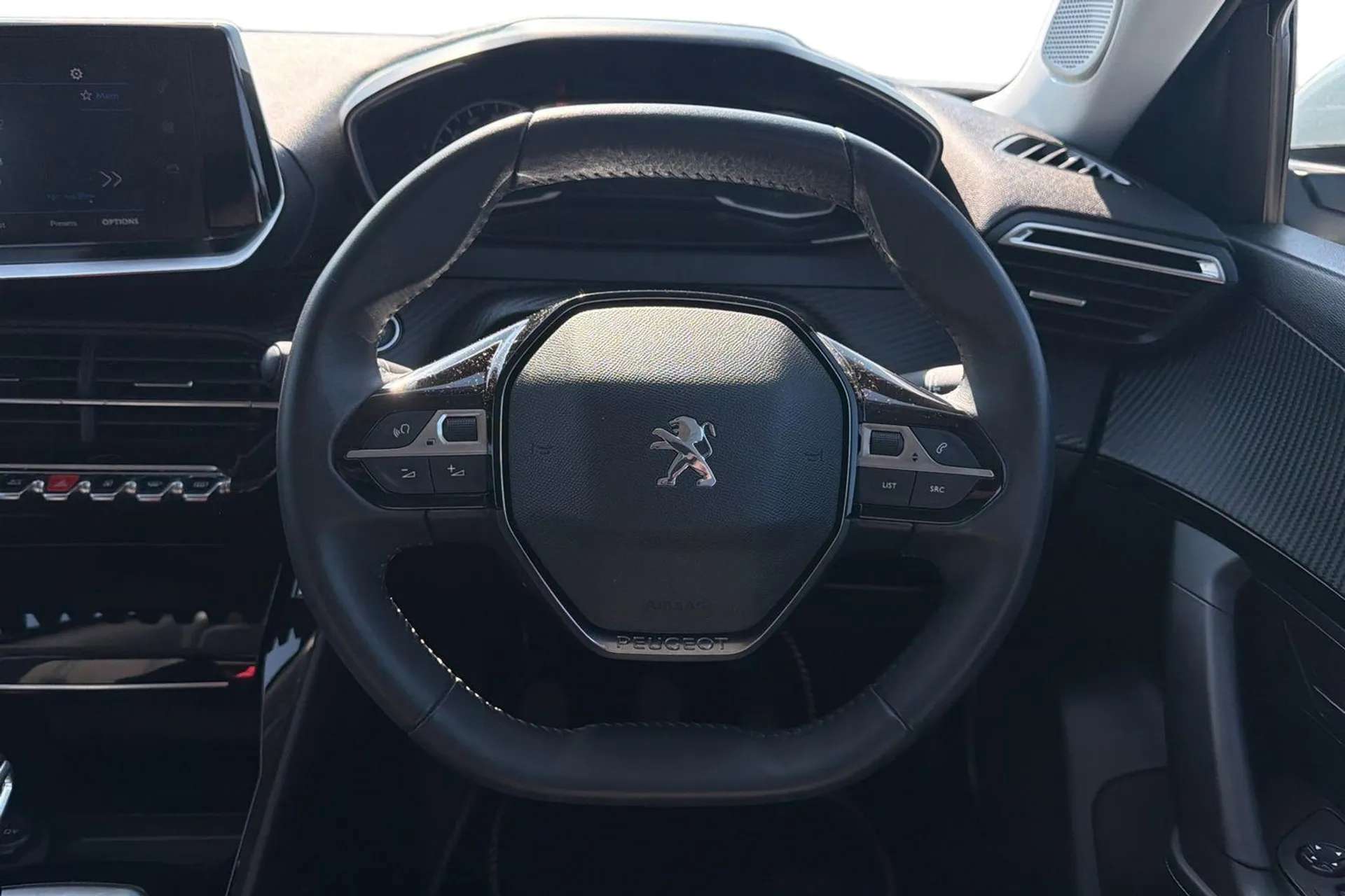 2021 PEUGEOT 2008 2021 PEUGEOT 2008