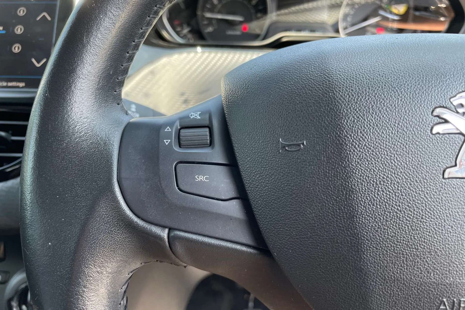 2019 PEUGEOT 208 2019 PEUGEOT 208