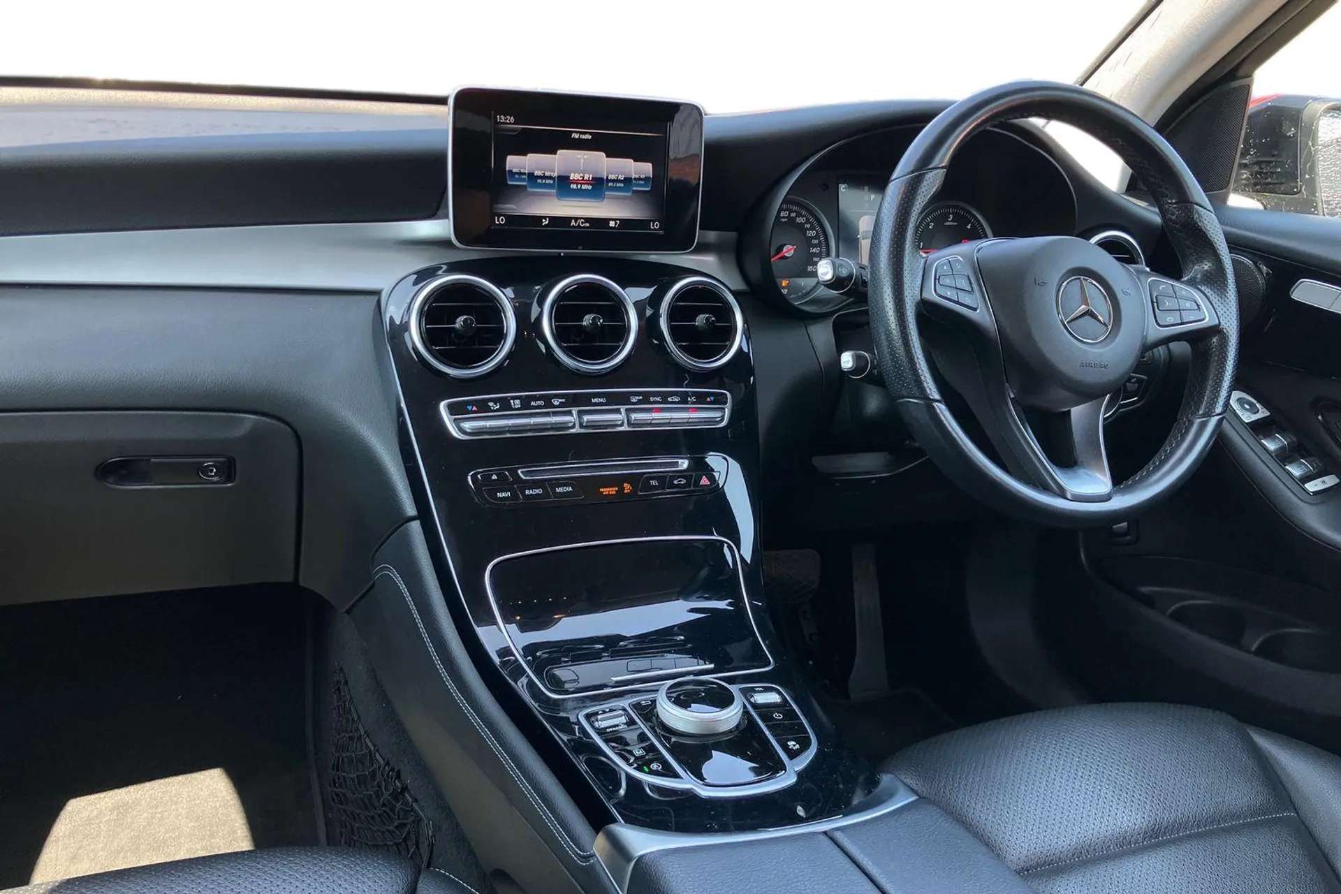 2019 MERCEDES-BENZ GLC 2019 MERCEDES-BENZ GLC