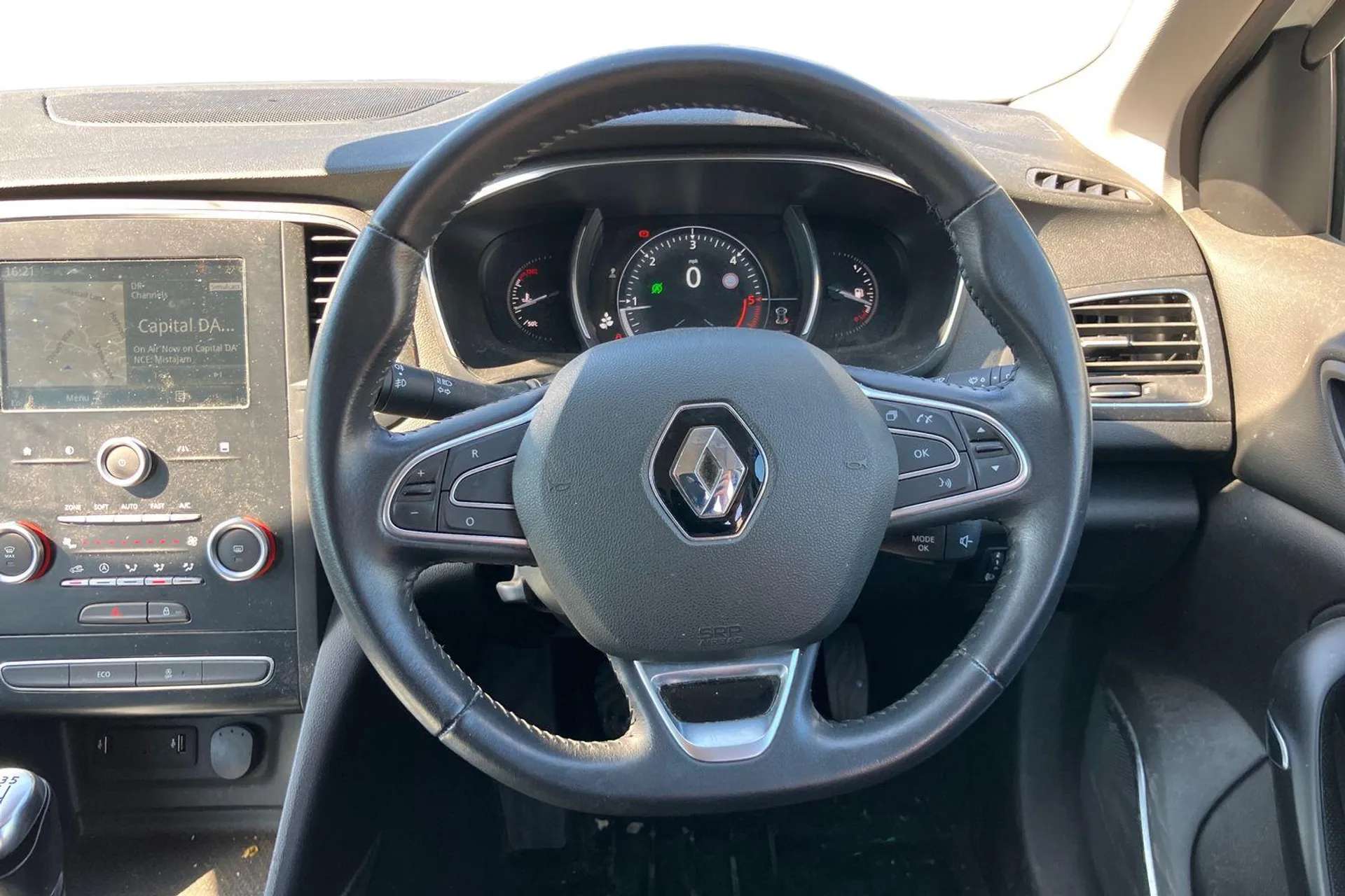 2018 RENAULT MEGANE 2018 RENAULT MEGANE
