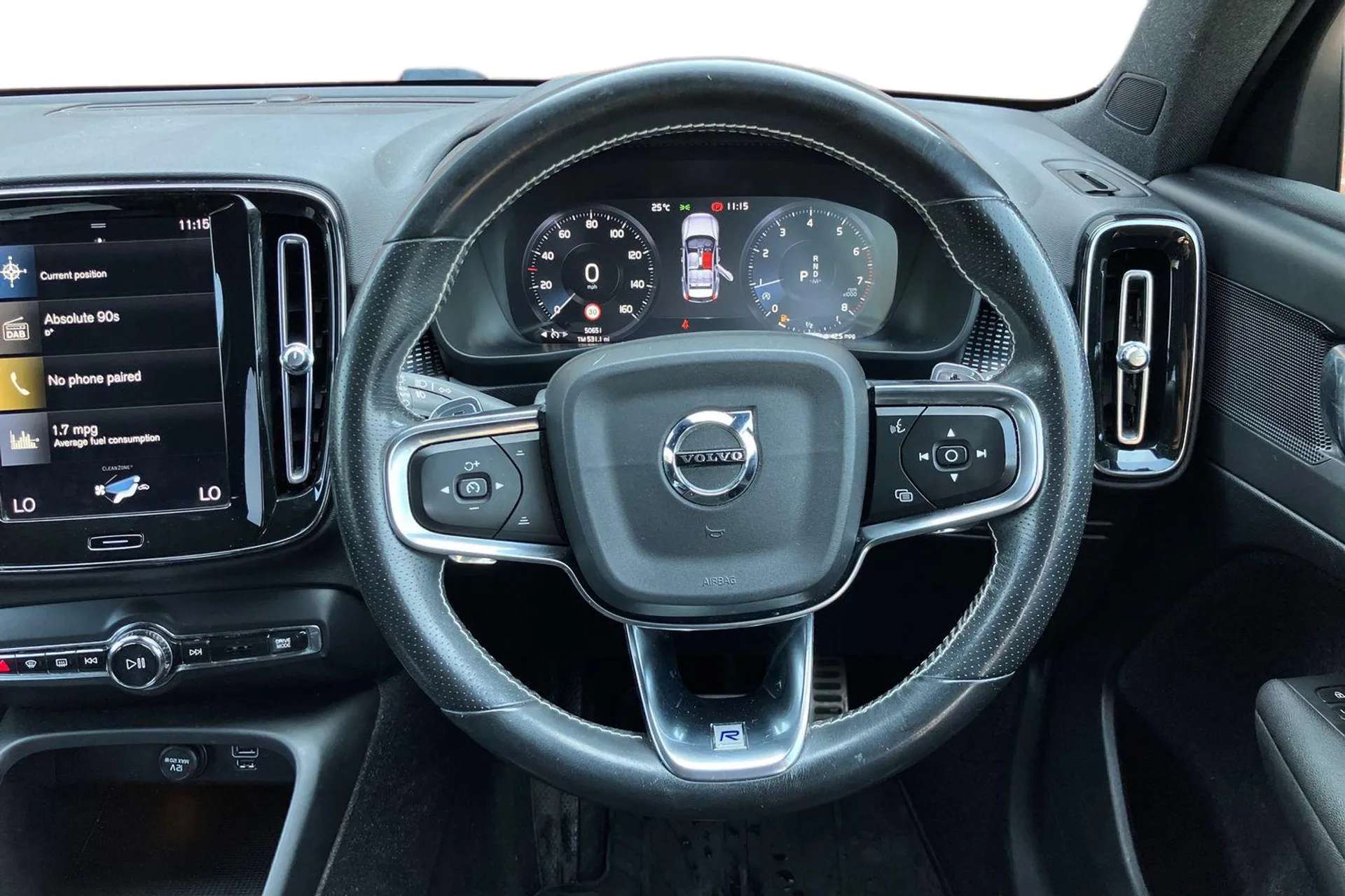 2020 VOLVO XC40 2020 VOLVO XC40