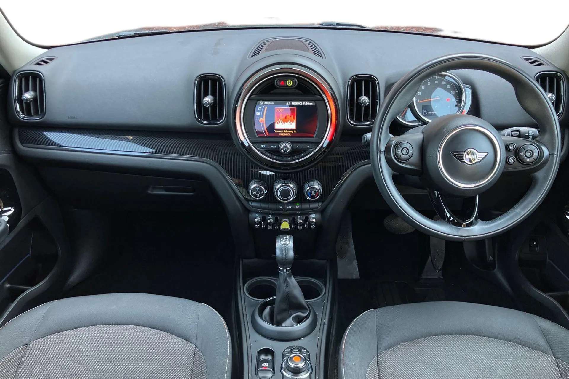 A 2018 MINI COUNTRYMAN 1.5 Cooper S E ALL4 PHEV 5dr Auto [Panoramic electric glass sunroof, Harman Kardon® Hi-Fi system, Park Distance Control, Auto-Dimming Interior Rear Vi A 2018 MINI COUNTRYMAN 1.5 Cooper S E ALL4 PHEV 5dr Auto [Panoramic electric glass sunroof, Harman Kardon® Hi-Fi system, Park Distance Control, Auto-Dimming Interior Rear Vi