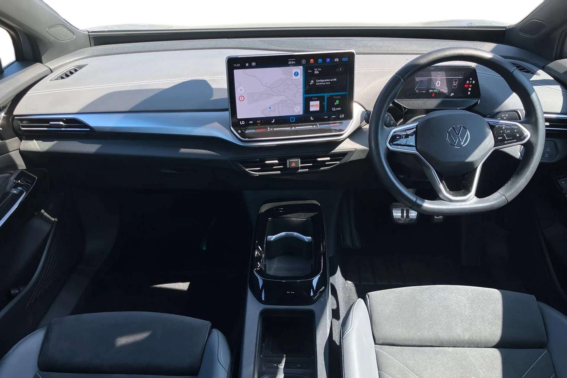 A 2024 VOLKSWAGEN ID.4 210kW Life Pro 77kWh 5dr Auto [Advanced driver attention and drowsiness monitor, Park assistance plus with front and rear parking sensors, LED Headlig A 2024 VOLKSWAGEN ID.4 210kW Life Pro 77kWh 5dr Auto [Advanced driver attention and drowsiness monitor, Park assistance plus with front and rear parking sensors, LED Headlig