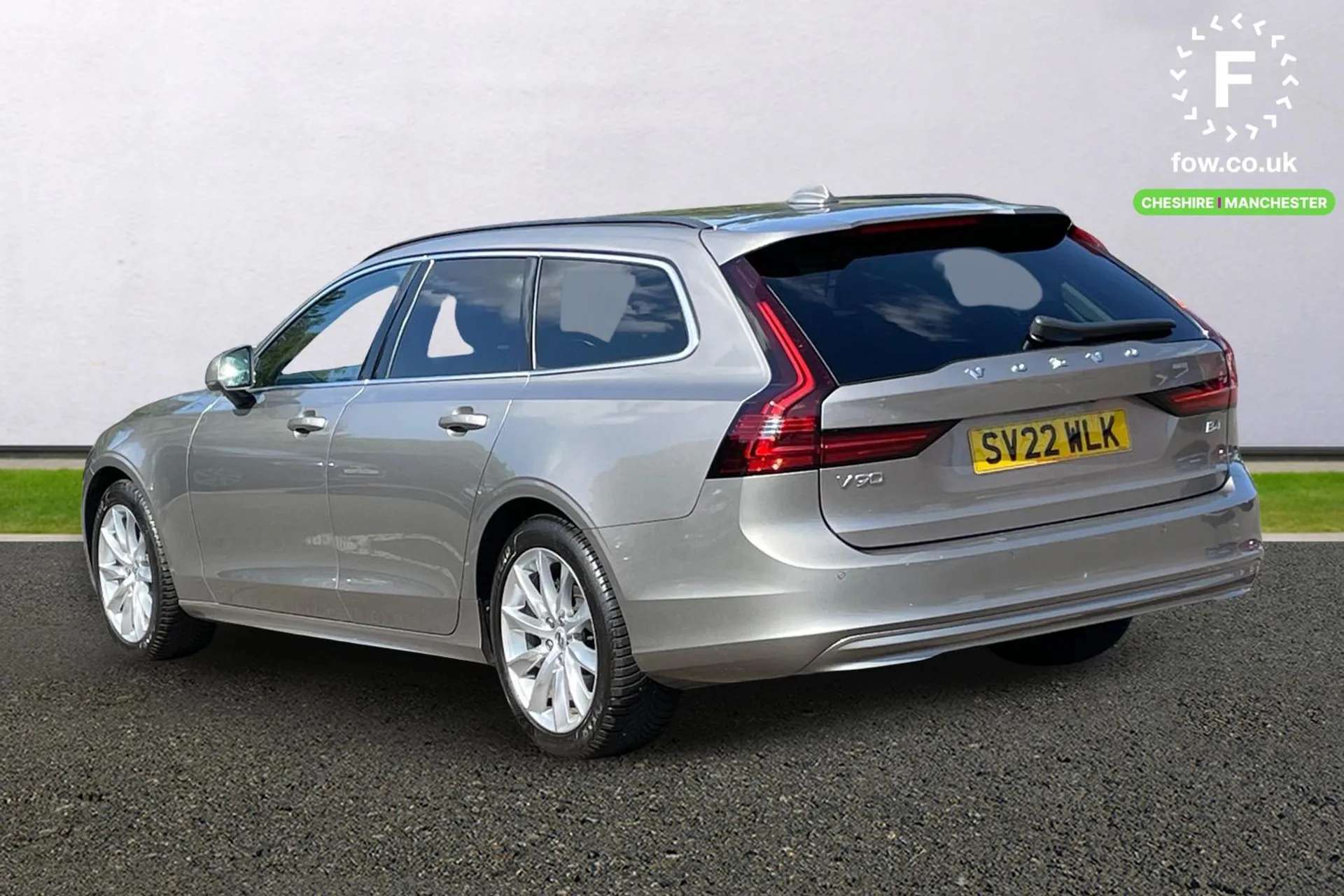 2022 VOLVO V90 2022 VOLVO V90
