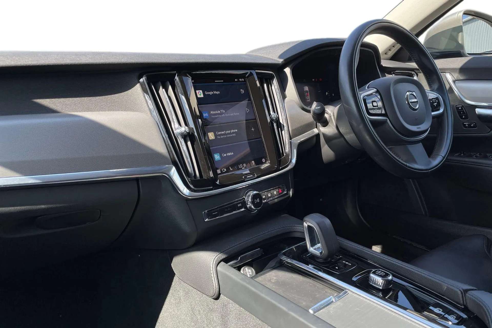 2022 VOLVO V90 2022 VOLVO V90