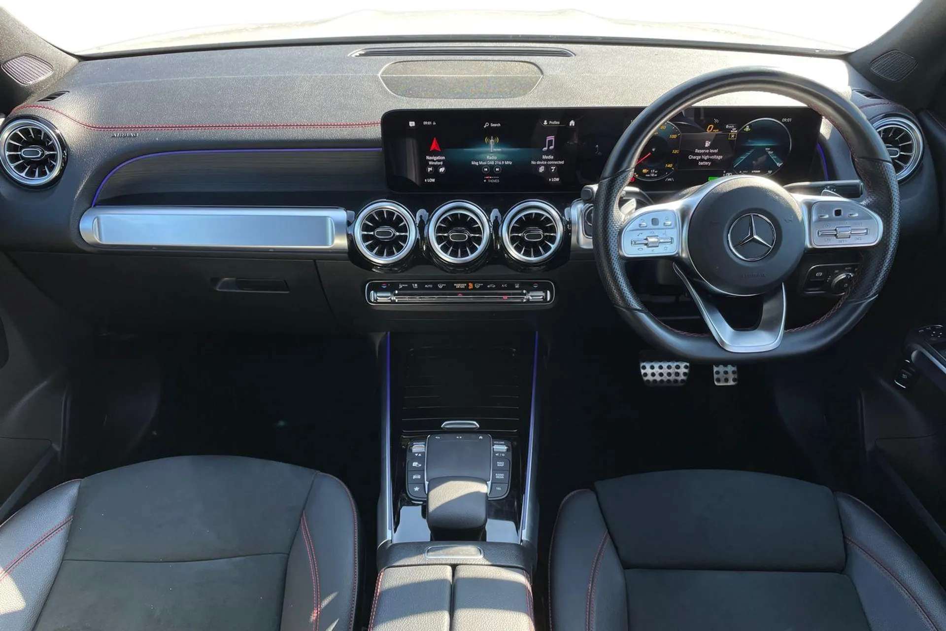 A 2023 MERCEDES-BENZ EQB EQB 300 4Matic 168kW AMG Line 66.5kWh 5dr Auto [Active lane keeping assist, LED High performance headlamps, Heated front seats, 18" AMG 5 spoke light A 2023 MERCEDES-BENZ EQB EQB 300 4Matic 168kW AMG Line 66.5kWh 5dr Auto [Active lane keeping assist, LED High performance headlamps, Heated front seats, 18" AMG 5 spoke light