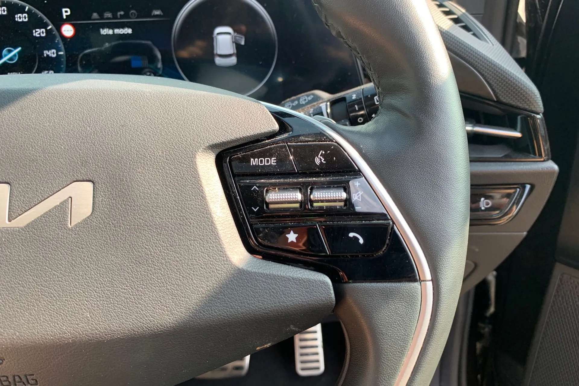 2023 KIA NIRO 2023 KIA NIRO