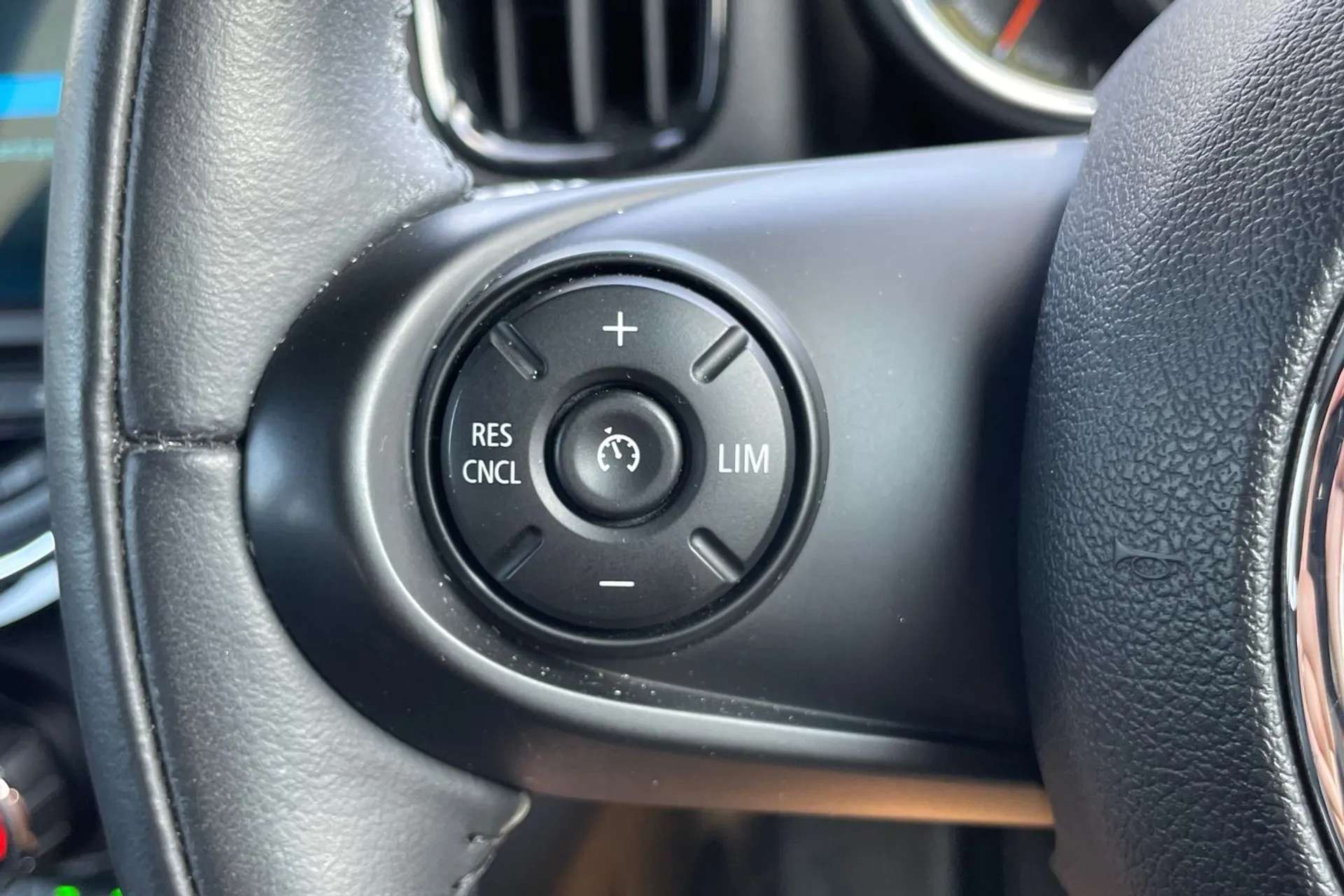 2018 MINI COUNTRYMAN 2018 MINI COUNTRYMAN