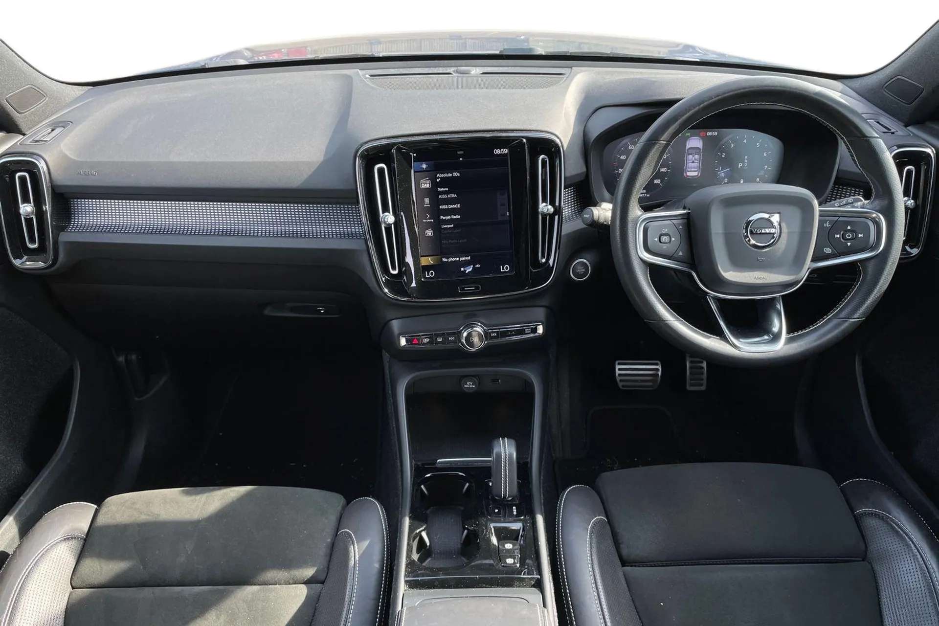2020 VOLVO XC40 2020 VOLVO XC40