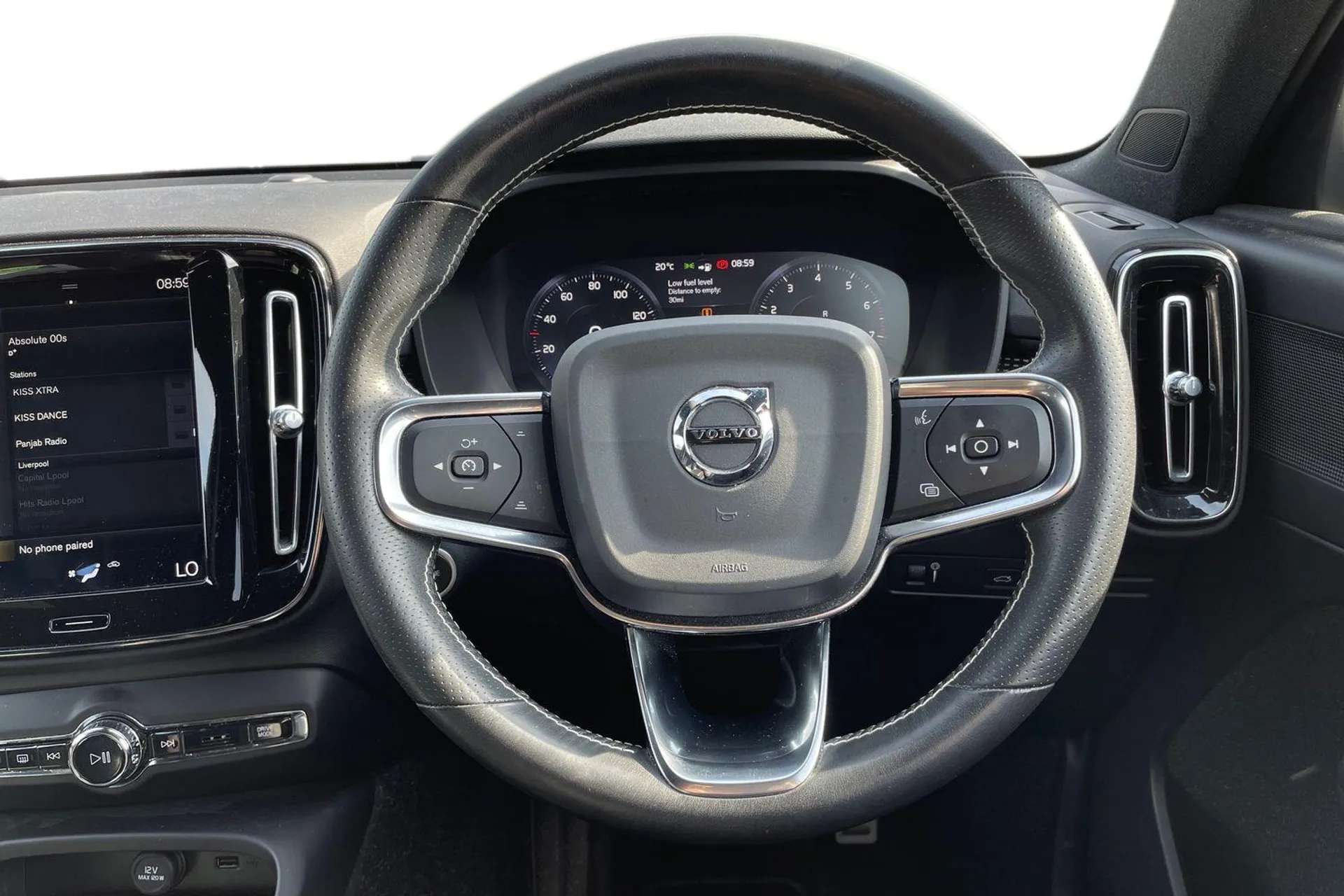 2020 VOLVO XC40 2020 VOLVO XC40