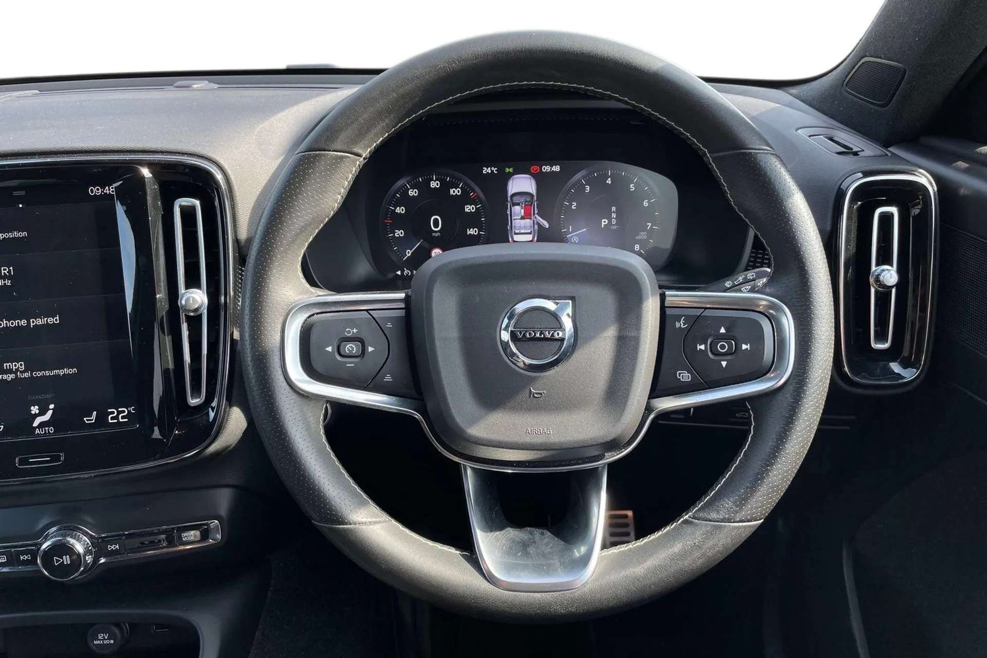 2020 VOLVO XC40 2020 VOLVO XC40