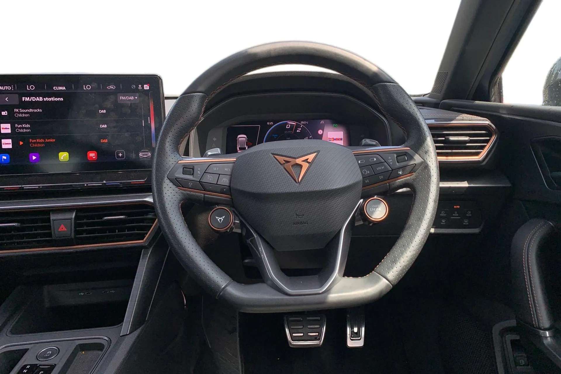 2023 CUPRA LEON 2023 CUPRA LEON