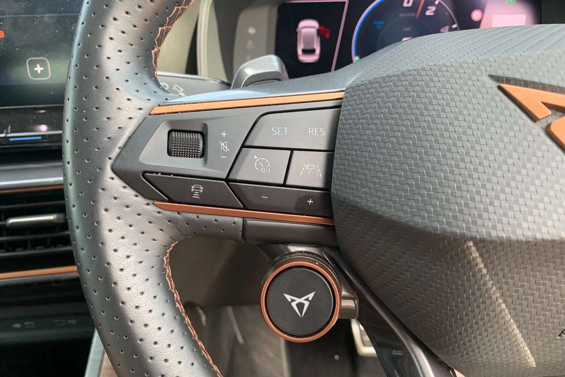 2023 CUPRA LEON 2023 CUPRA LEON