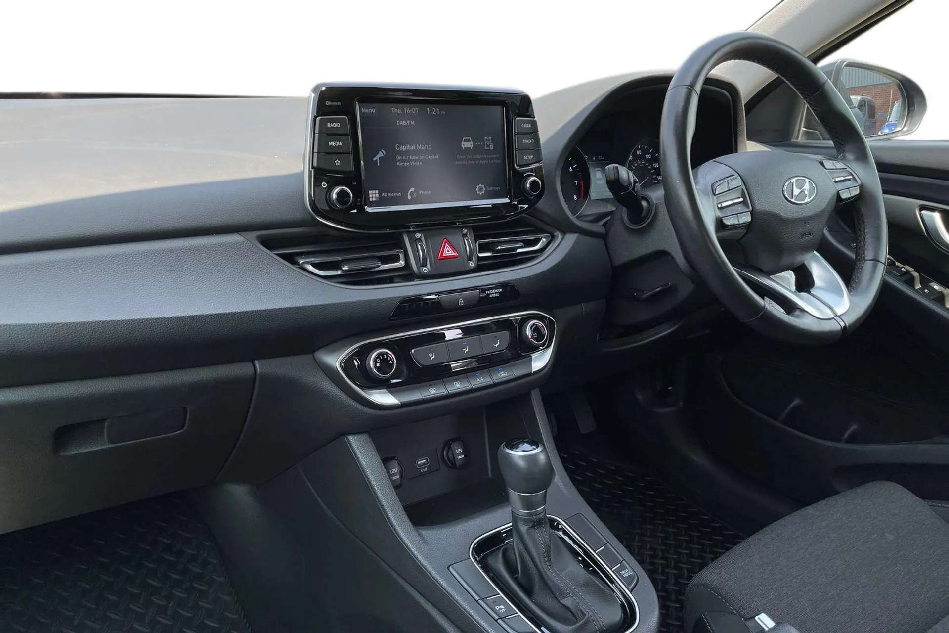 2023 HYUNDAI I30 2023 HYUNDAI I30