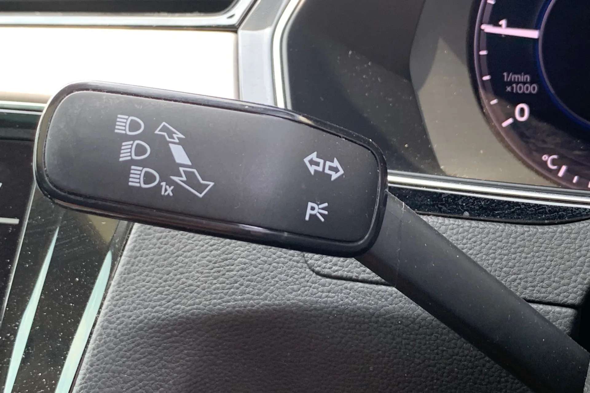 2019 VOLKSWAGEN PASSAT 2019 VOLKSWAGEN PASSAT