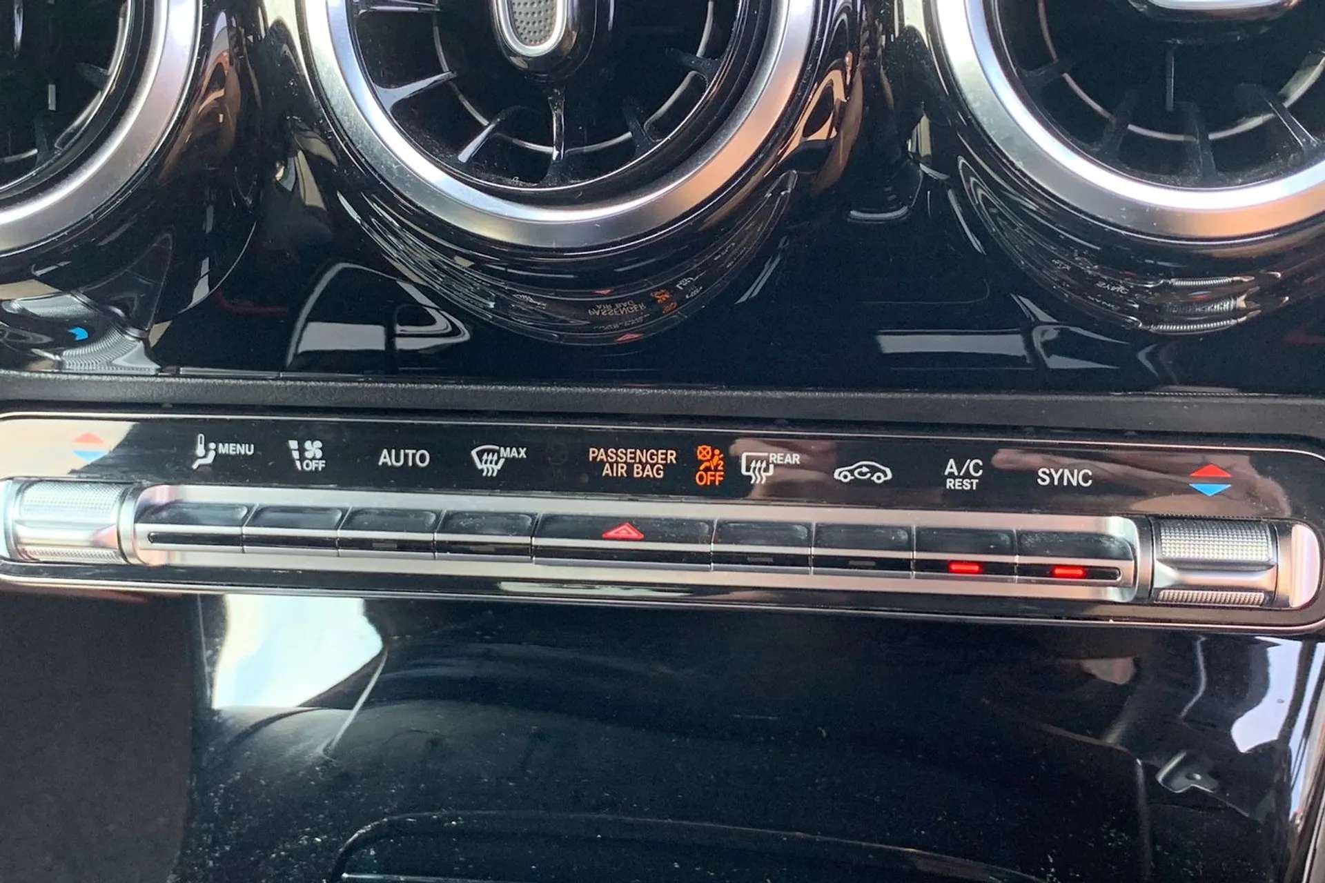 2021 MERCEDES-BENZ A CLASS 2021 MERCEDES-BENZ A CLASS