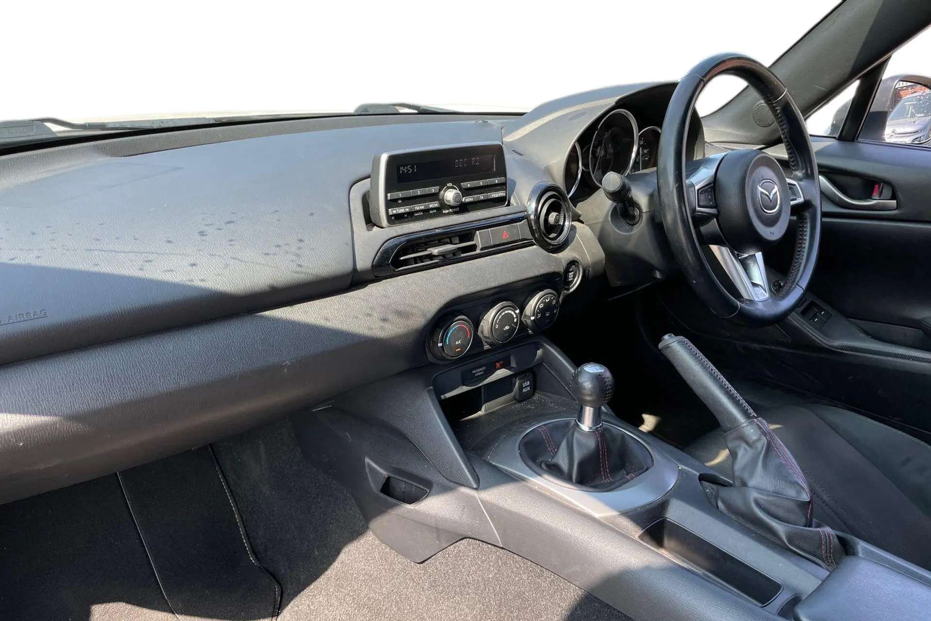 2016 MAZDA MX-5 2016 MAZDA MX-5