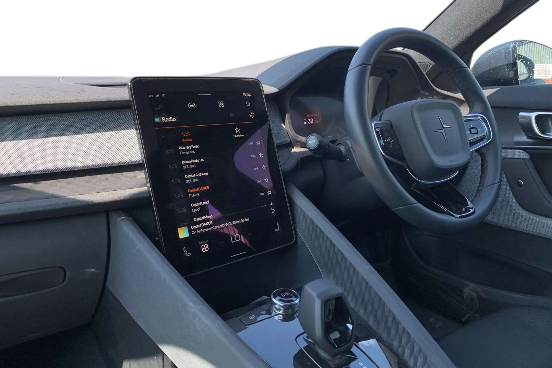 2023 POLESTAR 2 2023 POLESTAR 2