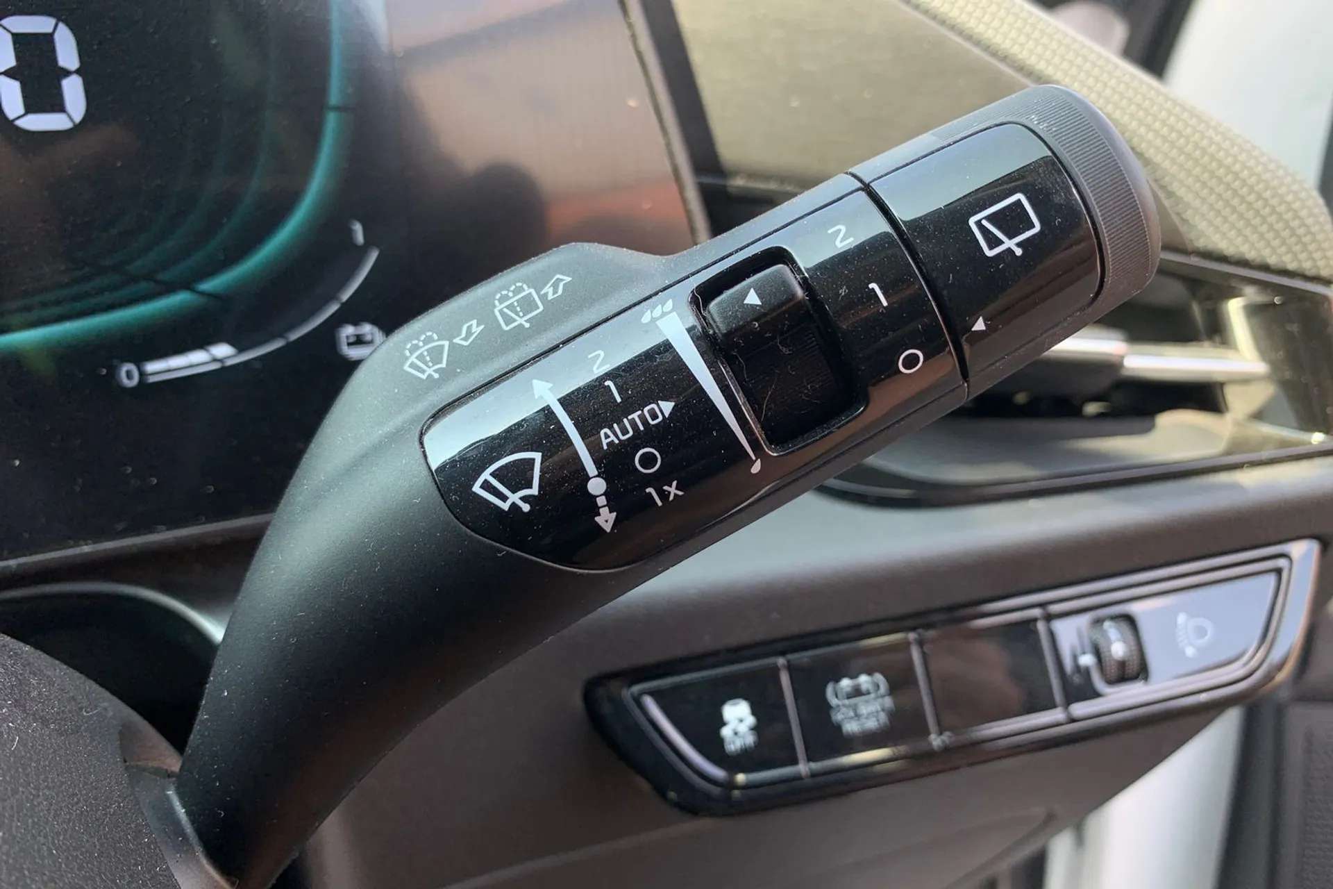 2023 KIA NIRO 2023 KIA NIRO