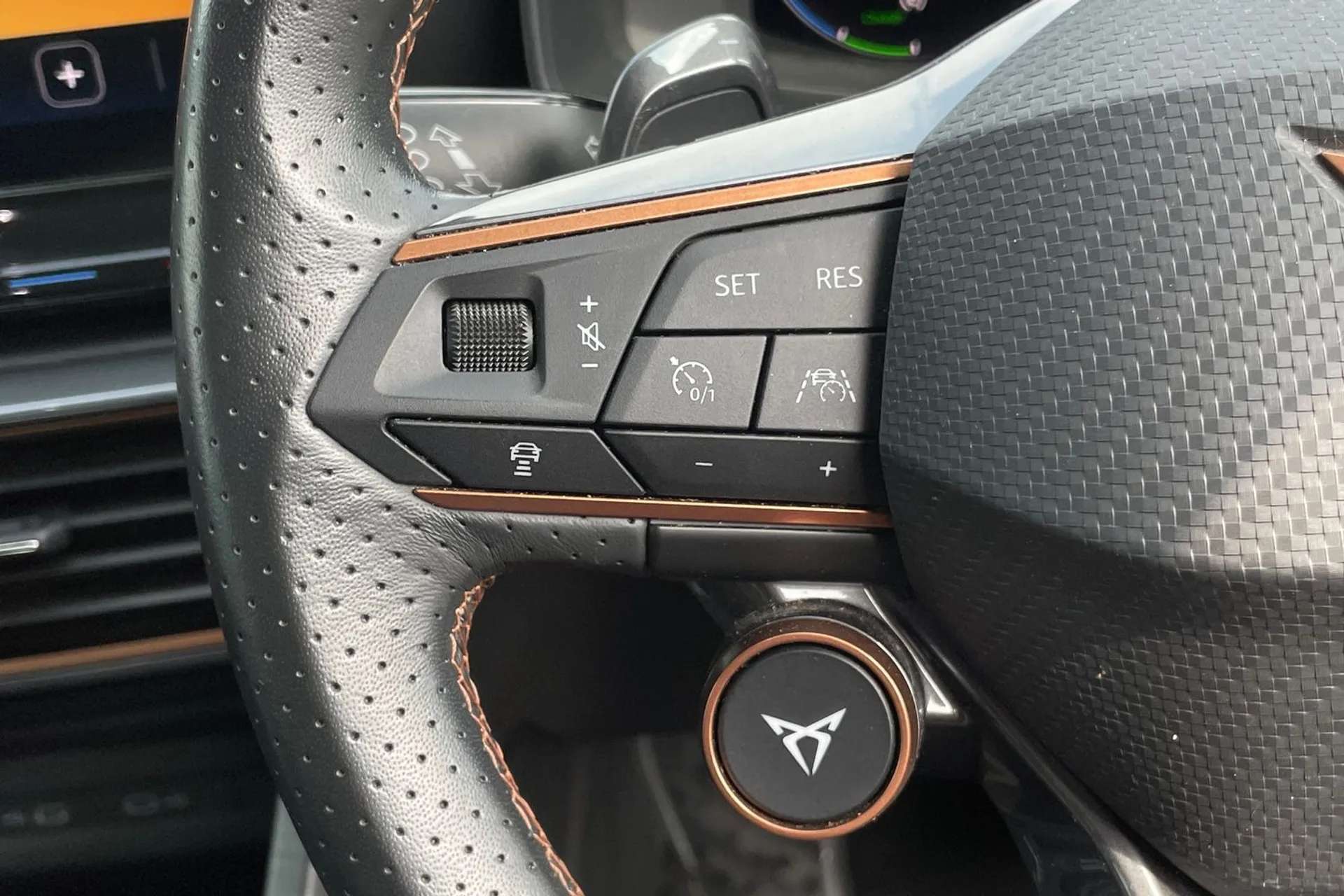 2023 CUPRA FORMENTOR 2023 CUPRA FORMENTOR