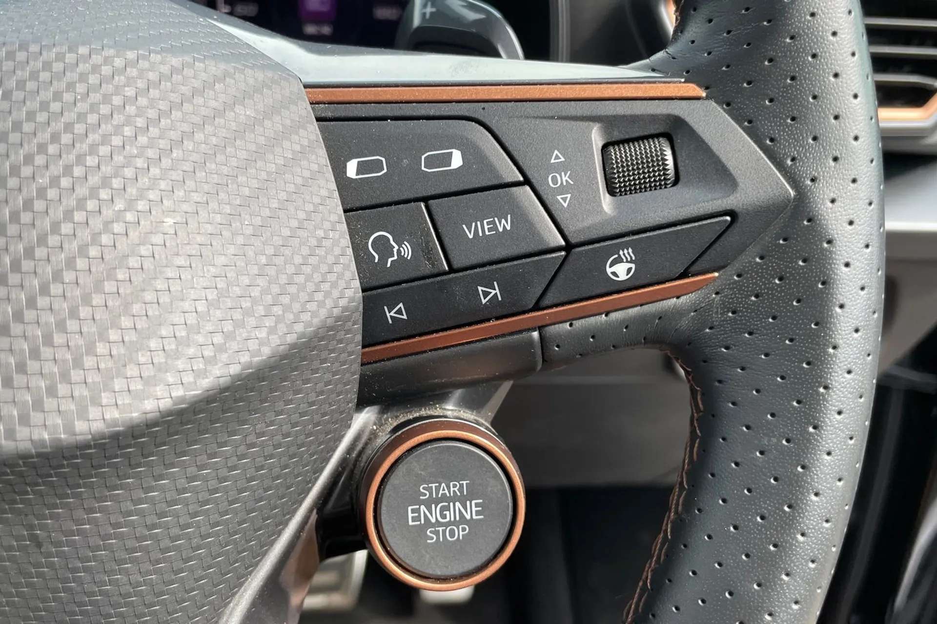 2023 CUPRA FORMENTOR 2023 CUPRA FORMENTOR