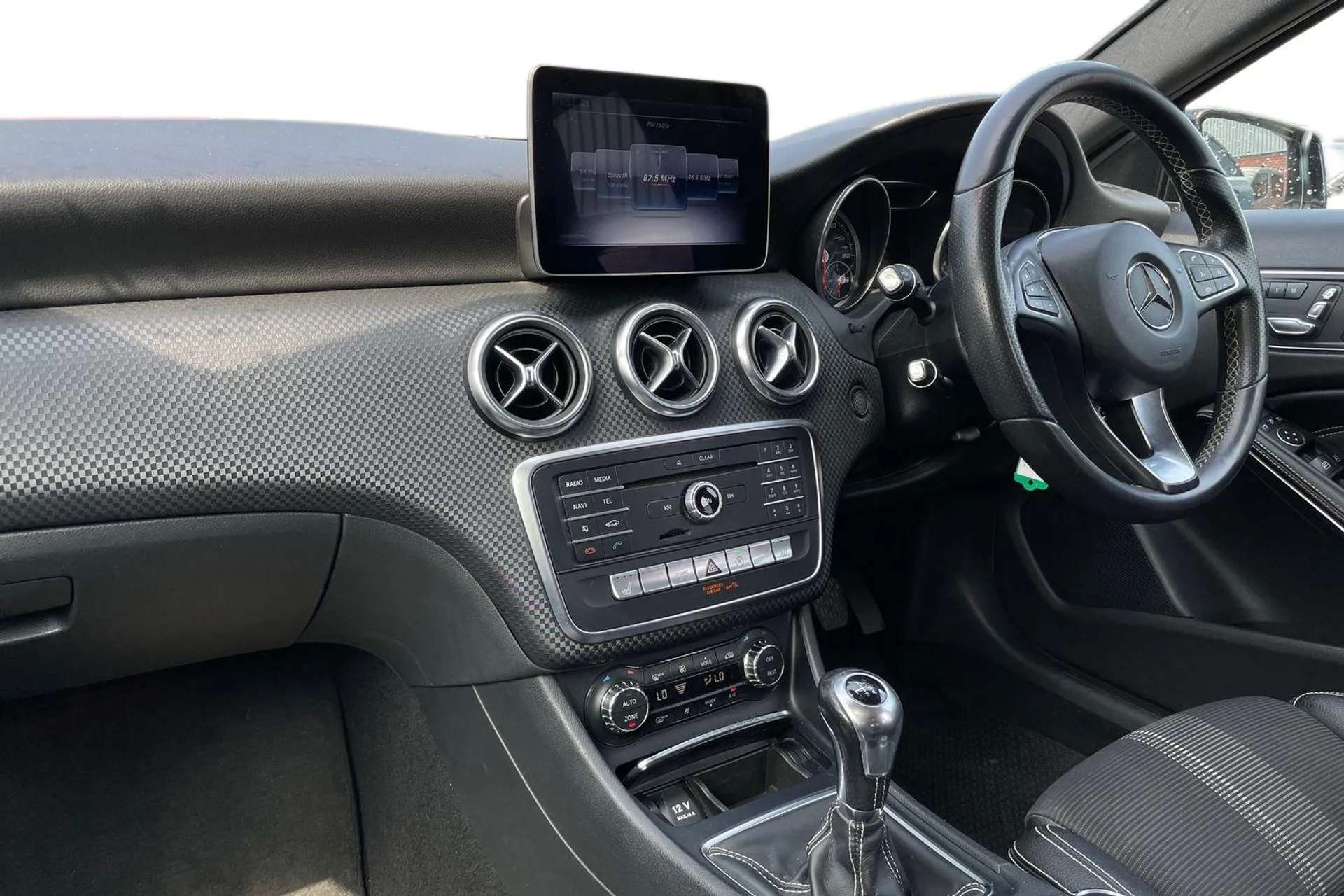 2018 MERCEDES-BENZ A CLASS 2018 MERCEDES-BENZ A CLASS