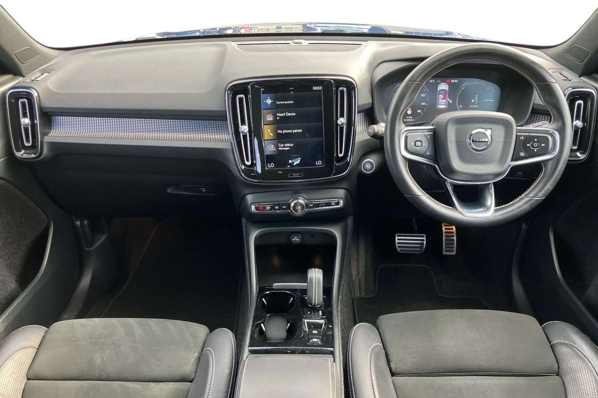 2020 VOLVO XC40 2020 VOLVO XC40