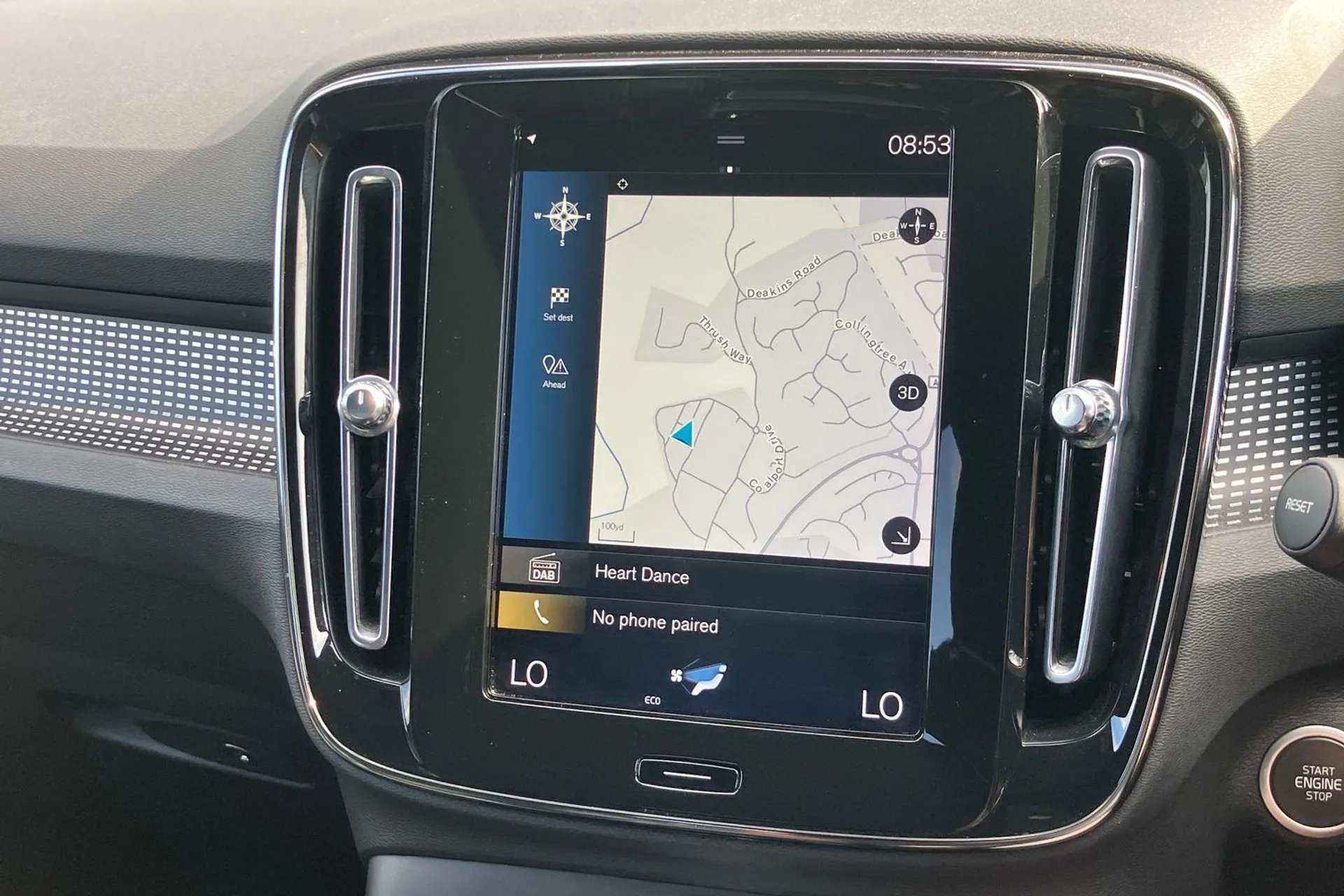 2020 VOLVO XC40 2020 VOLVO XC40