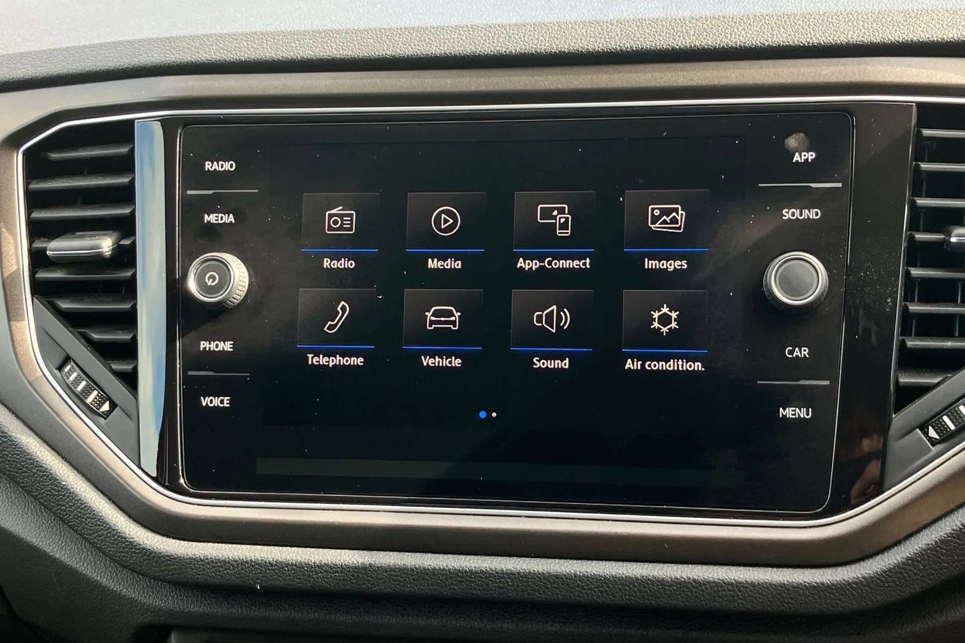 2019 VOLKSWAGEN T-ROC 2019 VOLKSWAGEN T-ROC