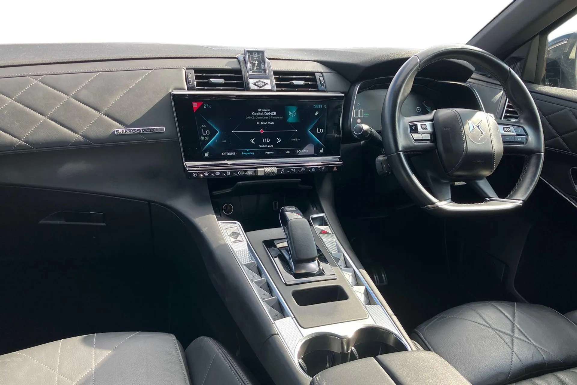 A 2023 DS DS7 CROSSBACK 1.6 E-TENSE Rivoli 5dr EAT8 [ Rear parking sensor , Wireless charging for smartphone , Electric seats pack , Advanced safety pack without front parkin A 2023 DS DS7 CROSSBACK 1.6 E-TENSE Rivoli 5dr EAT8 [ Rear parking sensor , Wireless charging for smartphone , Electric seats pack , Advanced safety pack without front parkin
