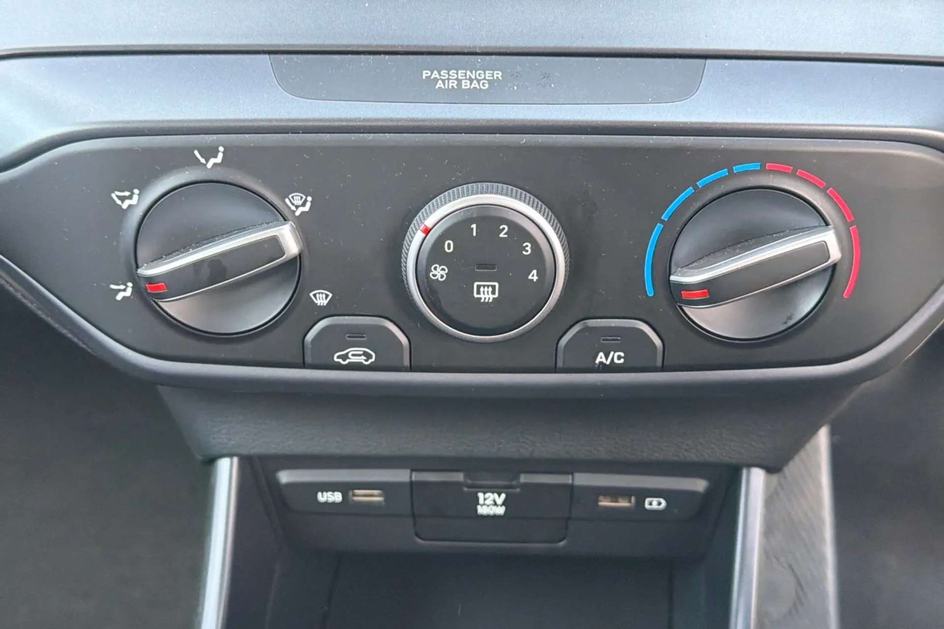 2024 HYUNDAI BAYON 2024 HYUNDAI BAYON