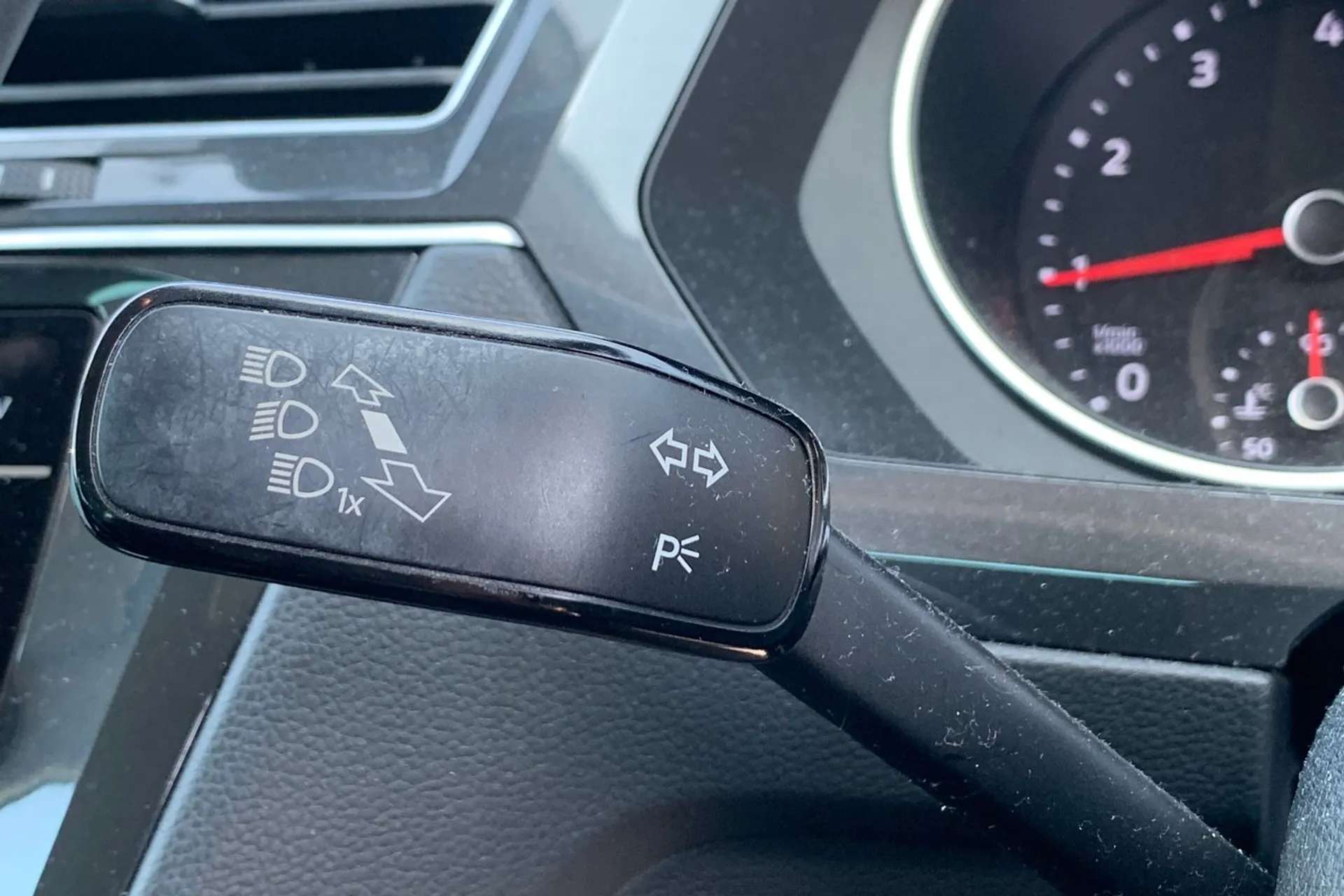 2020 VOLKSWAGEN TIGUAN 2020 VOLKSWAGEN TIGUAN