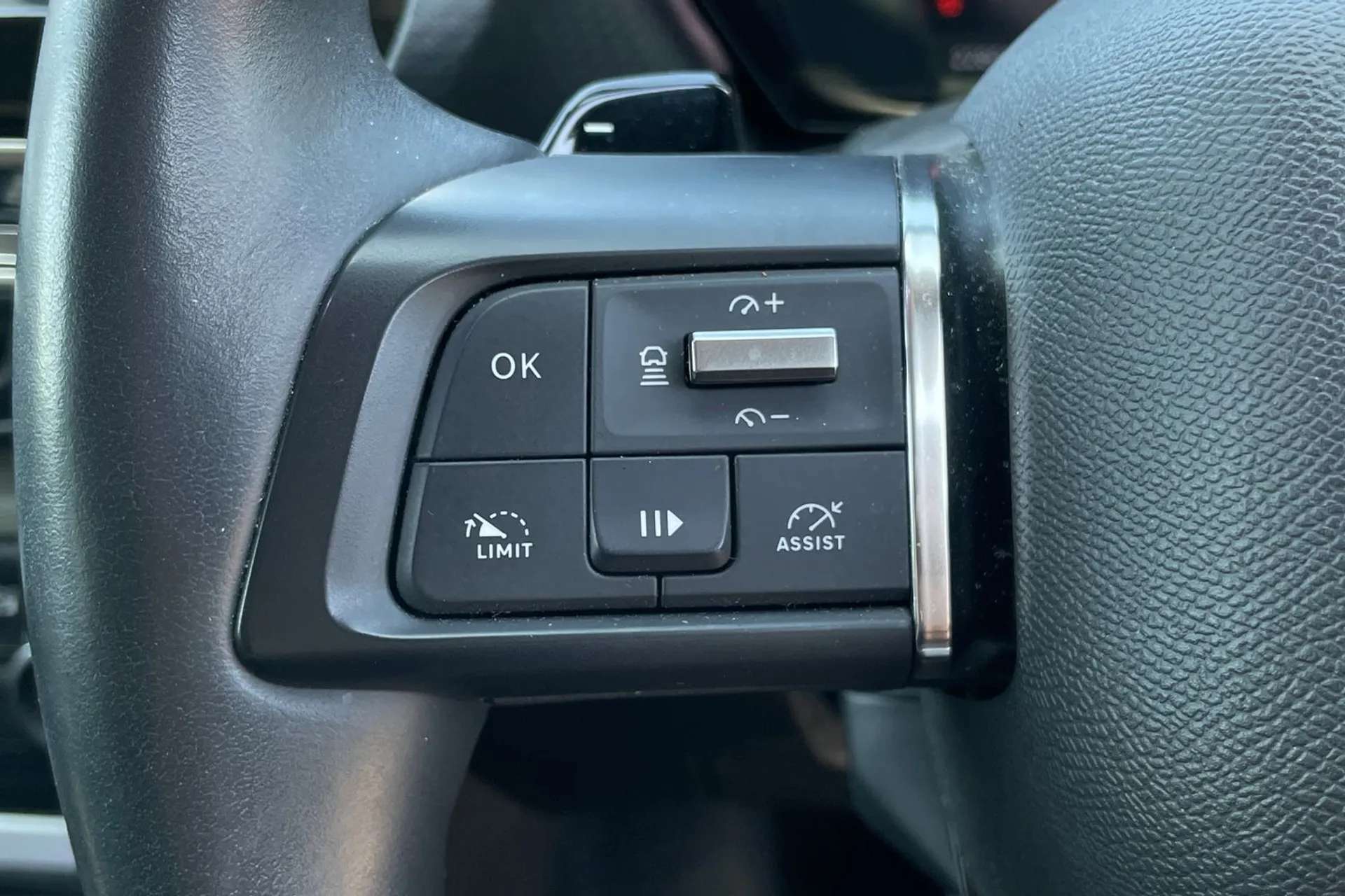 2023 CITROEN C5 X 2023 CITROEN C5 X