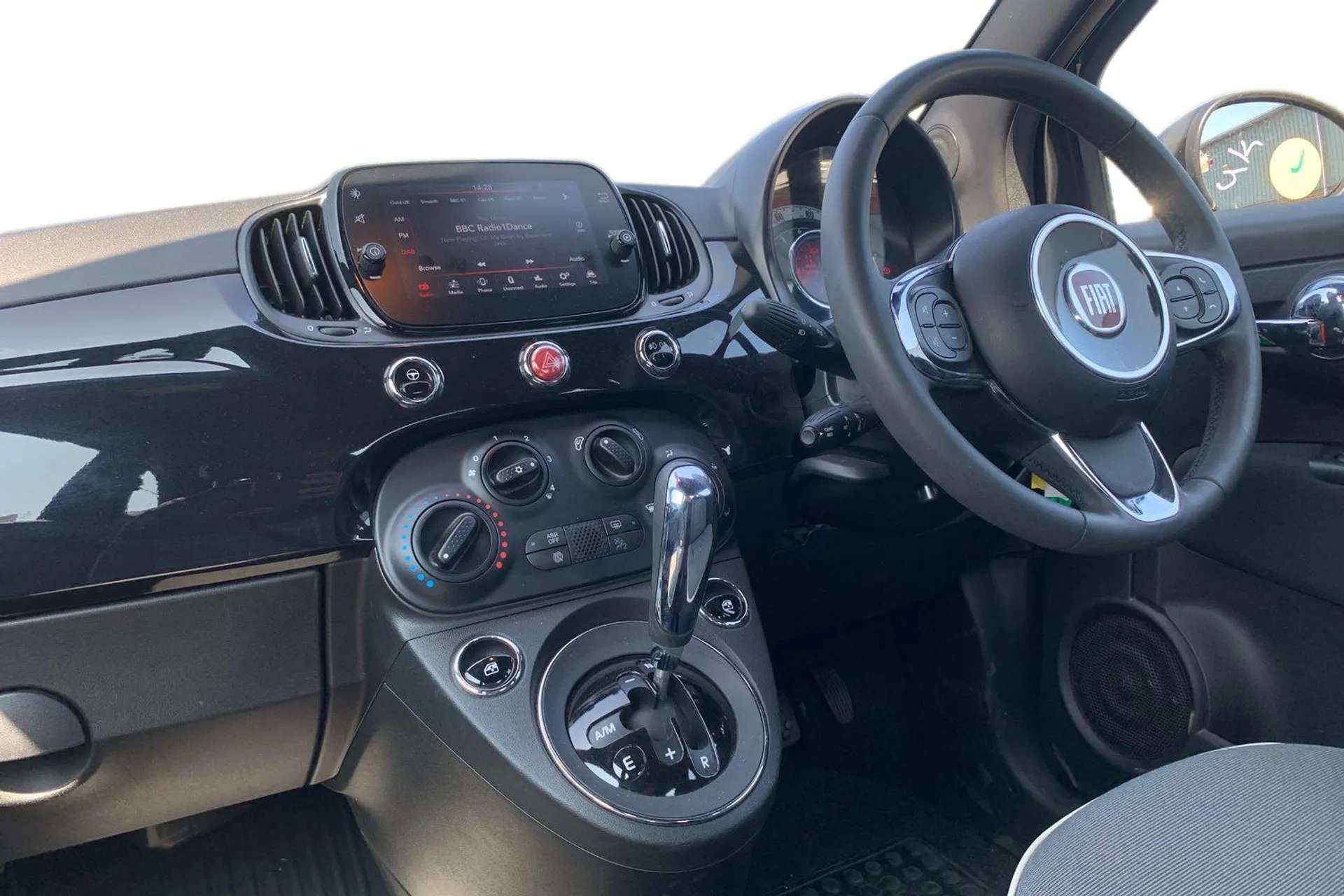 2020 FIAT 500 2020 FIAT 500