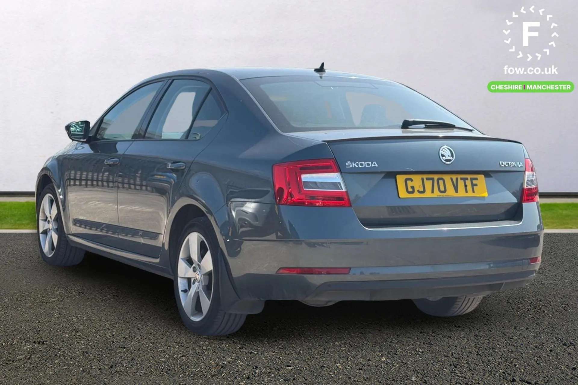 A 2020 SKODA OCTAVIA 1.5 TSI SE Drive 5dr DSG [Led Daytime Running Lights, Tinted Glass A 2020 SKODA OCTAVIA 1.5 TSI SE Drive 5dr DSG [Led Daytime Running Lights, Tinted Glass