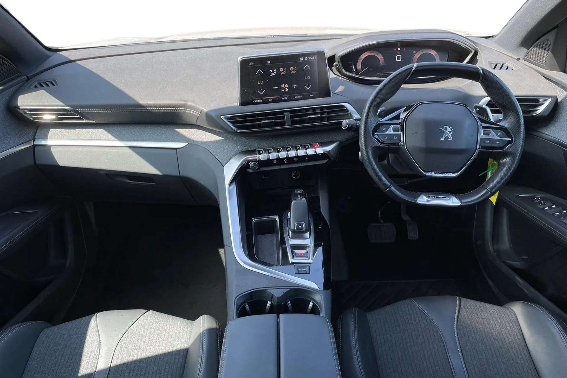2020 PEUGEOT 3008 2020 PEUGEOT 3008