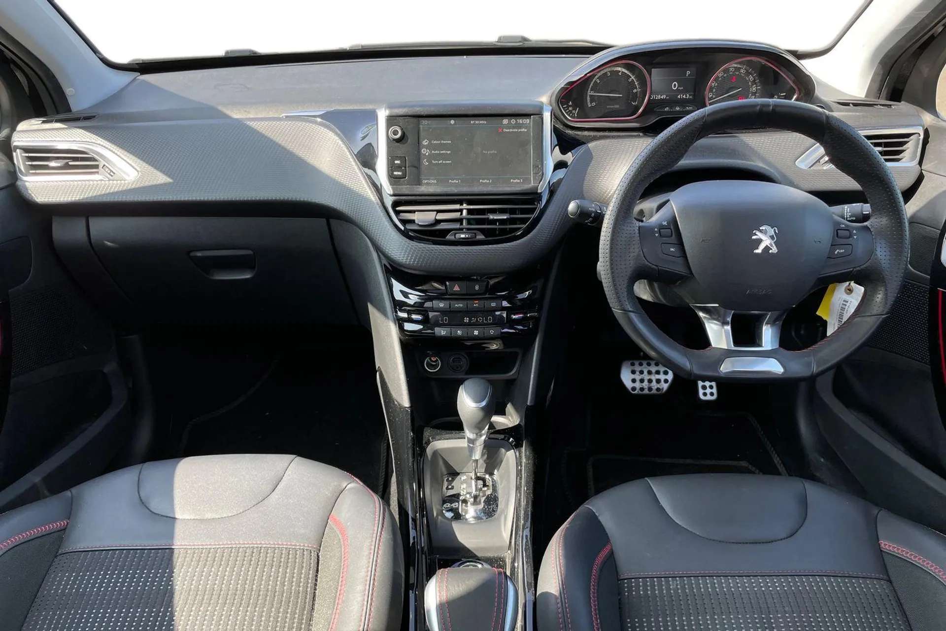 2018 PEUGEOT 2008 2018 PEUGEOT 2008