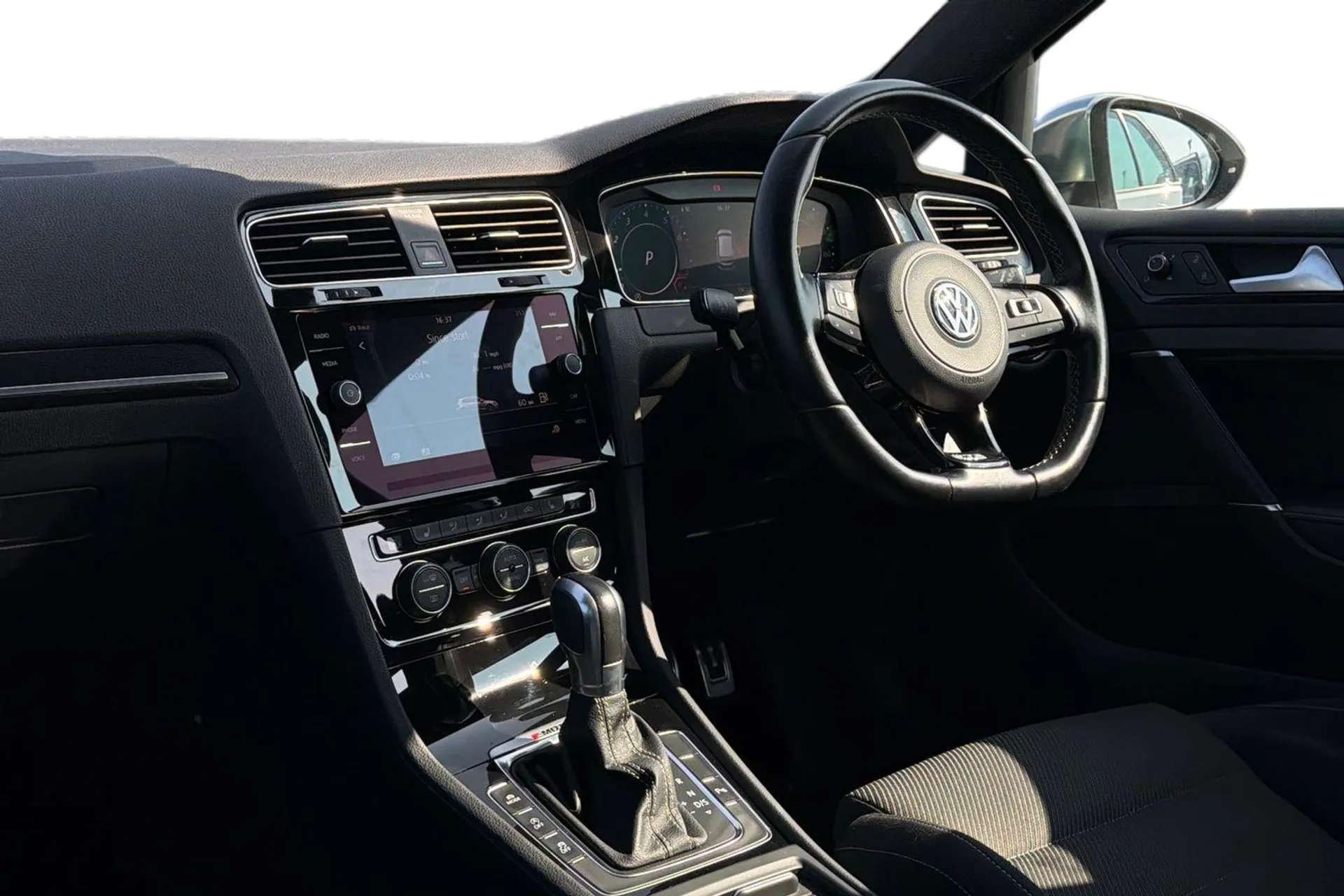 2017 VOLKSWAGEN GOLF 2017 VOLKSWAGEN GOLF