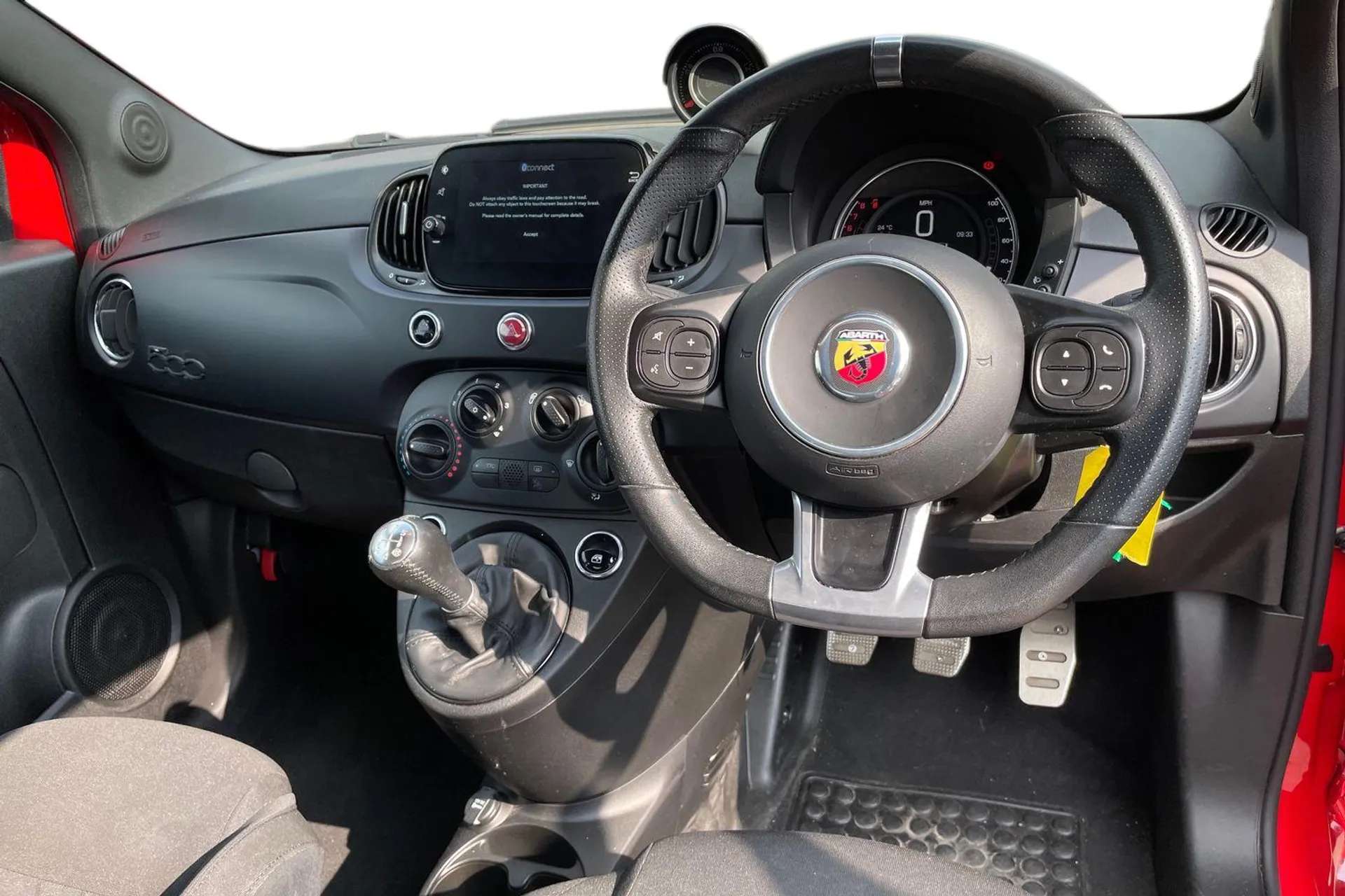 2022 ABARTH 595 2022 ABARTH 595