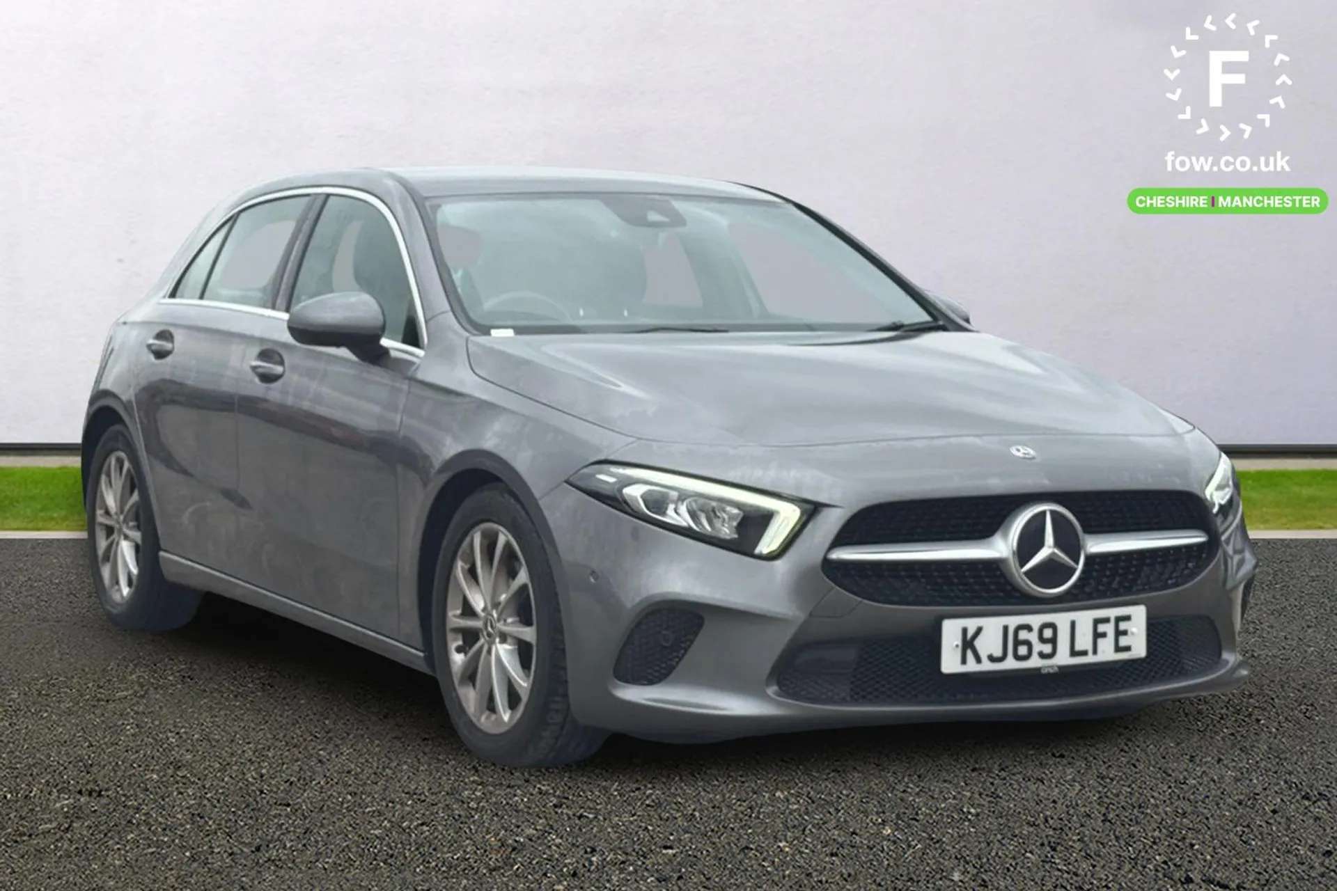 A 2020 MERCEDES-BENZ A CLASS A200d Sport Executive 5dr Auto [17''Alloys, Rear Parking Camera, A 2020 MERCEDES-BENZ A CLASS A200d Sport Executive 5dr Auto [17''Alloys, Rear Parking Camera,