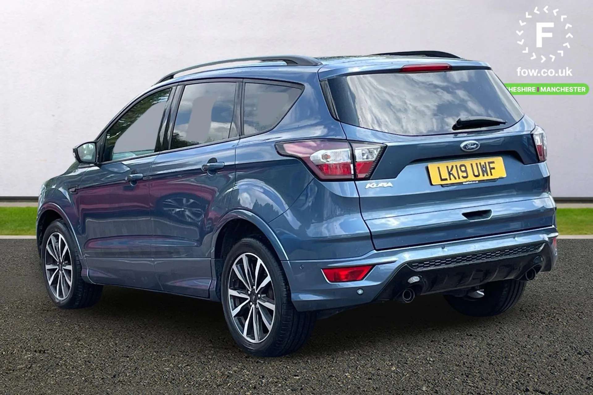 A 2019 FORD KUGA 2.0 TDCi ST-Line 5dr 2WD [Body styling kit, Quickclear heated windscreen, A 2019 FORD KUGA 2.0 TDCi ST-Line 5dr 2WD [Body styling kit, Quickclear heated windscreen,