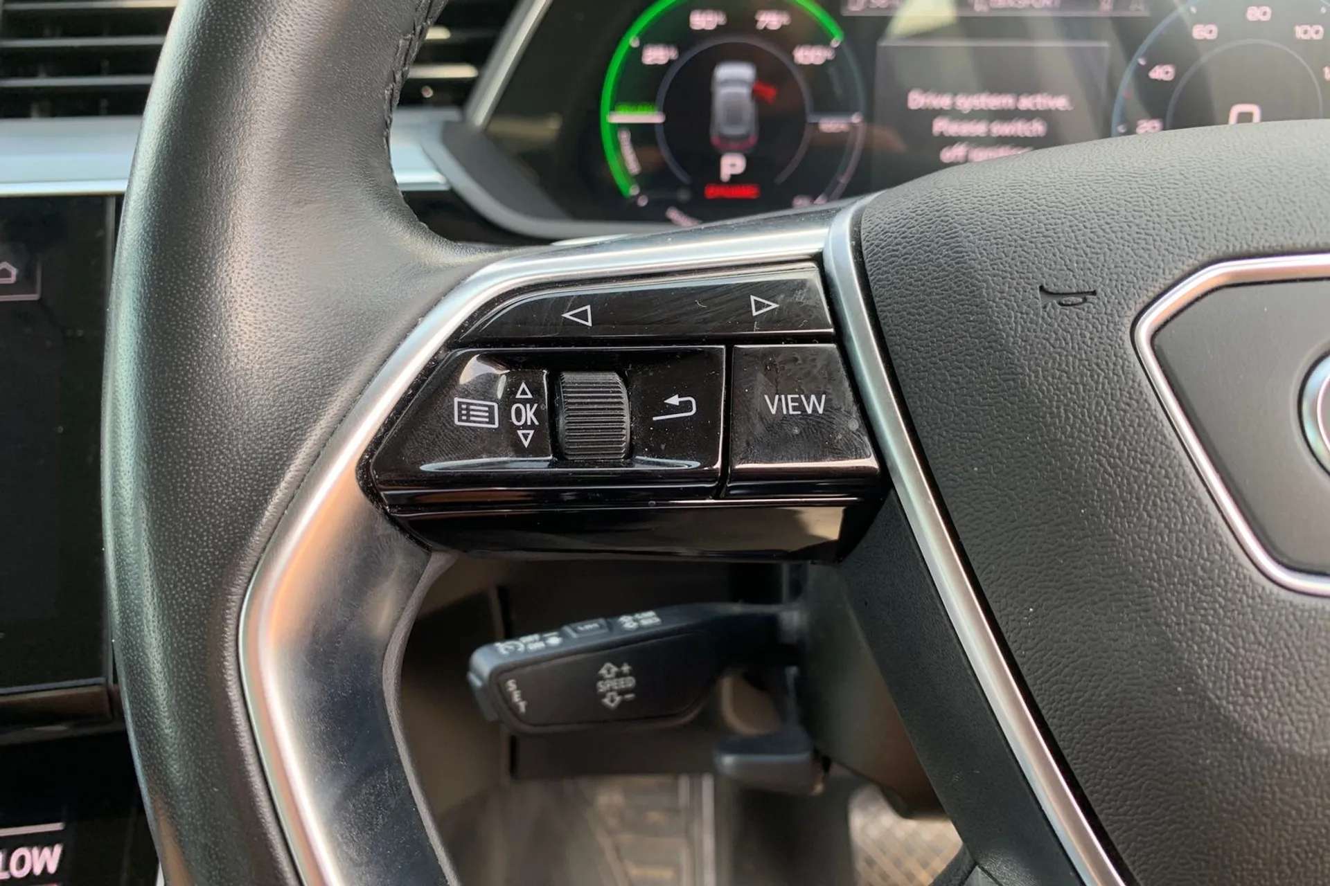 2022 AUDI E-TRON 2022 AUDI E-TRON