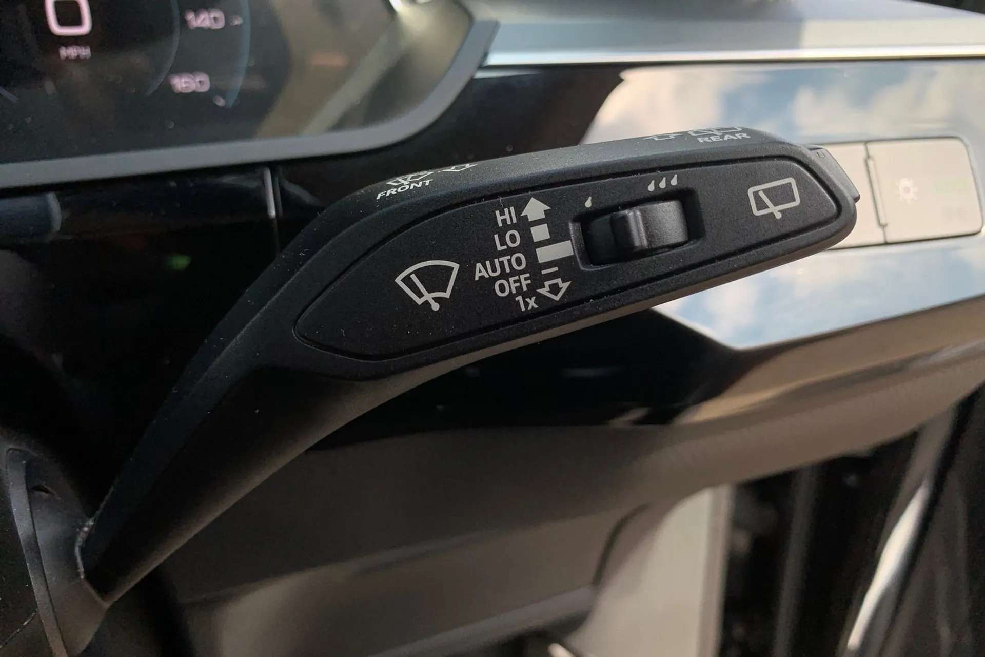 2022 AUDI E-TRON 2022 AUDI E-TRON