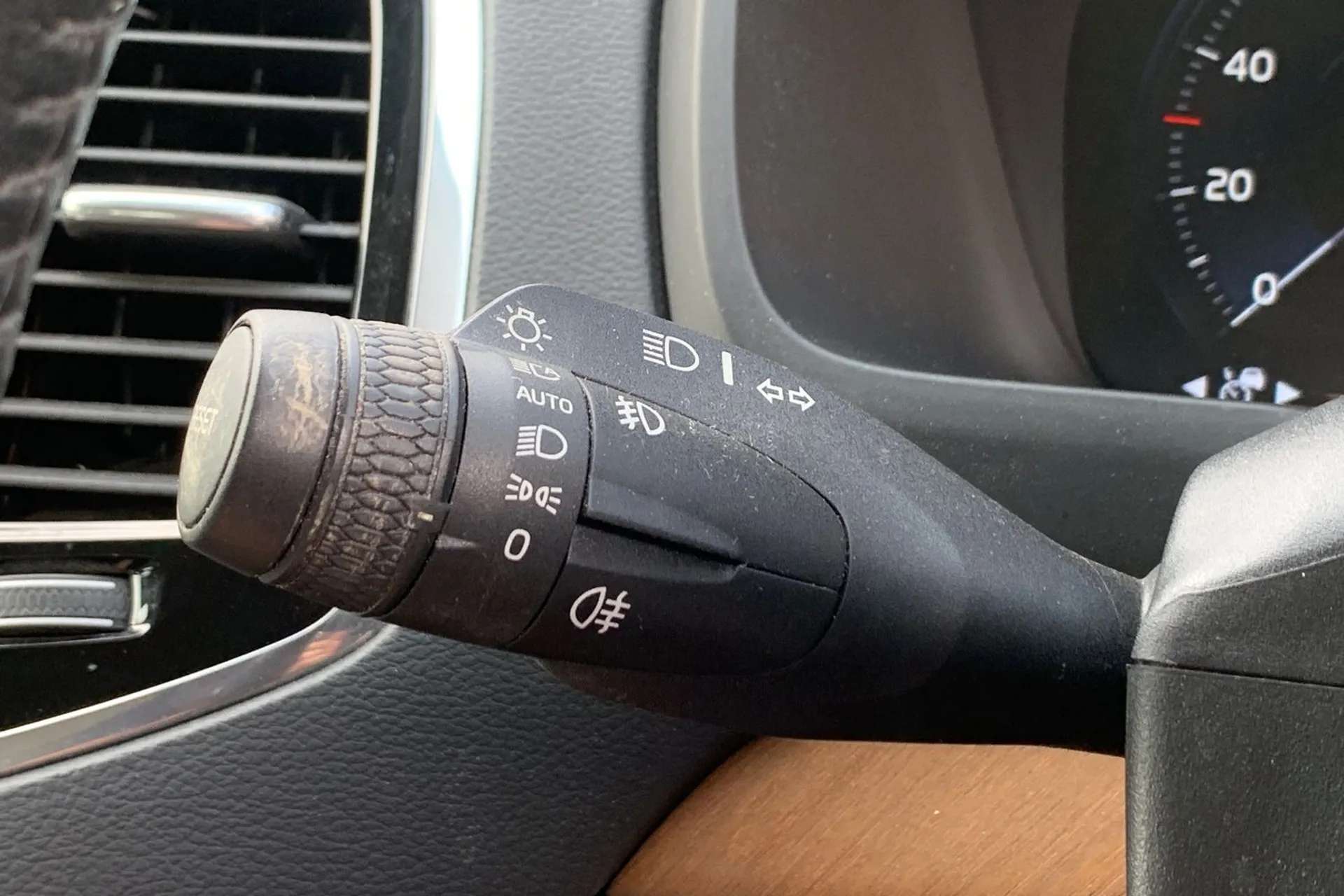 2020 VOLVO XC90 2020 VOLVO XC90